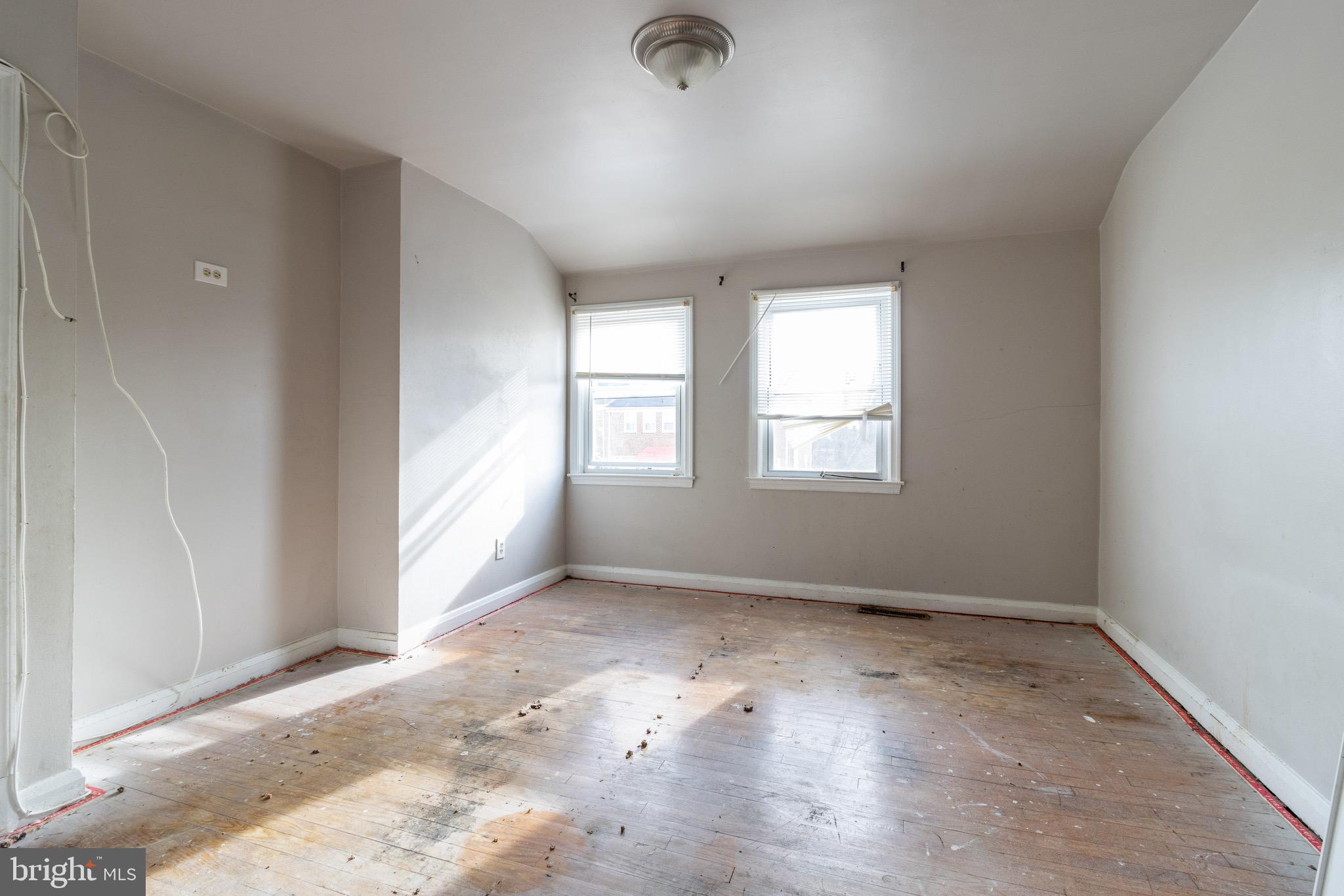 GLEN OAKS - Residential