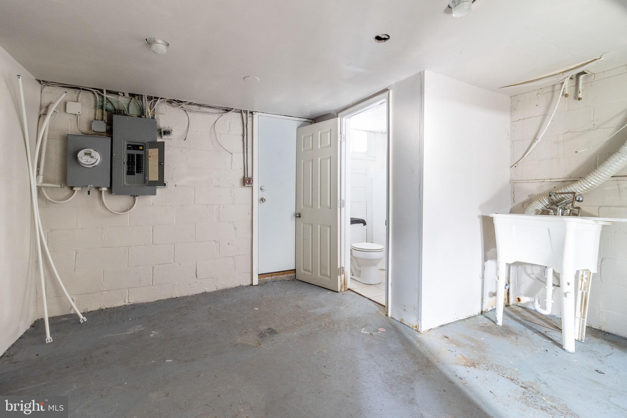 GLEN OAKS - Residential