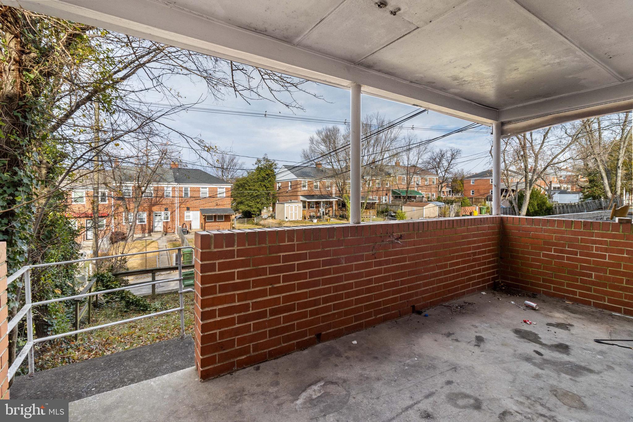 GLEN OAKS - Residential