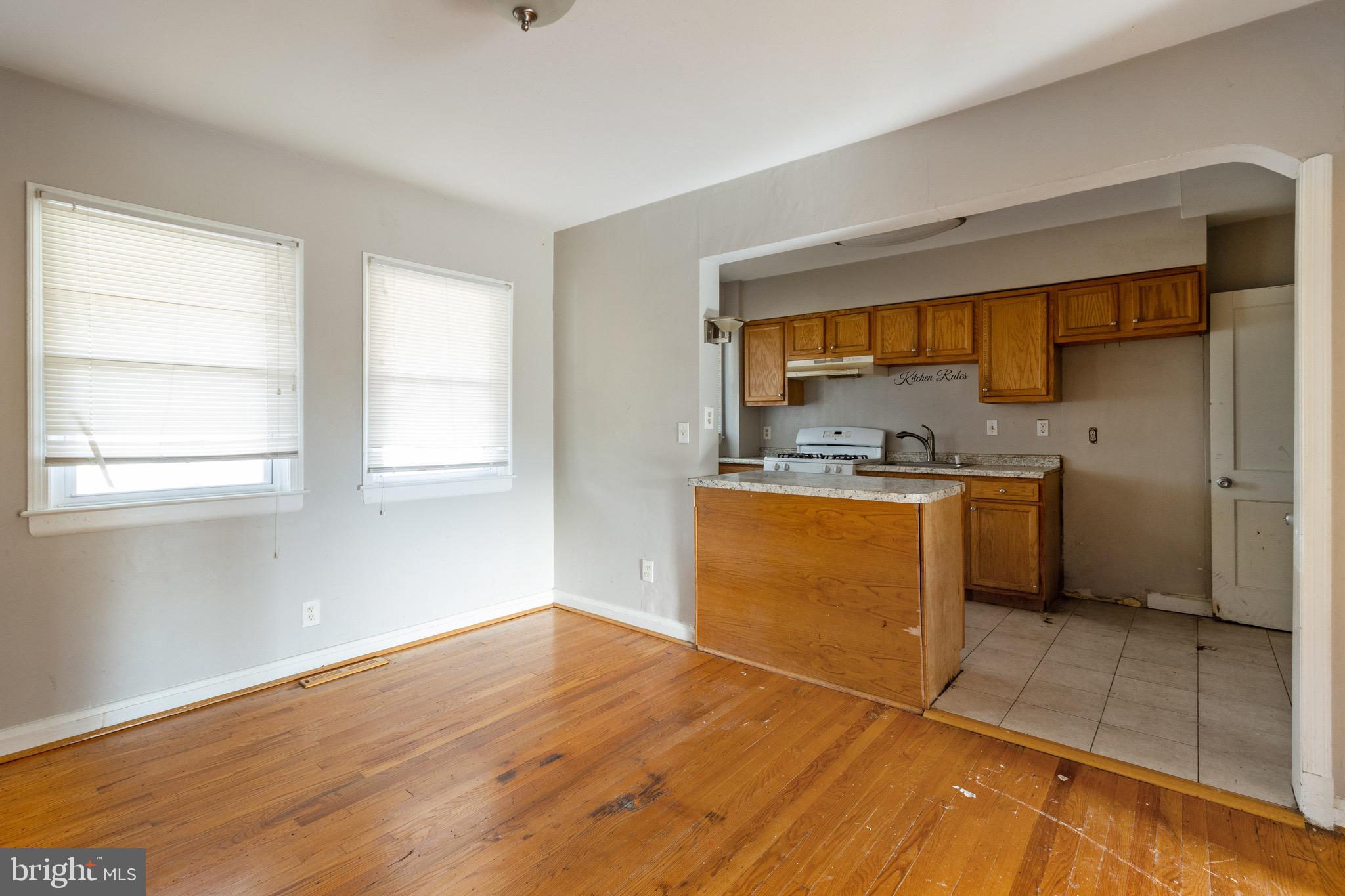 GLEN OAKS - Residential