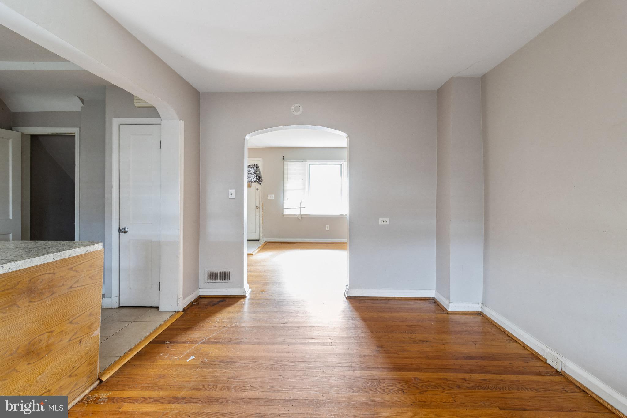 GLEN OAKS - Residential