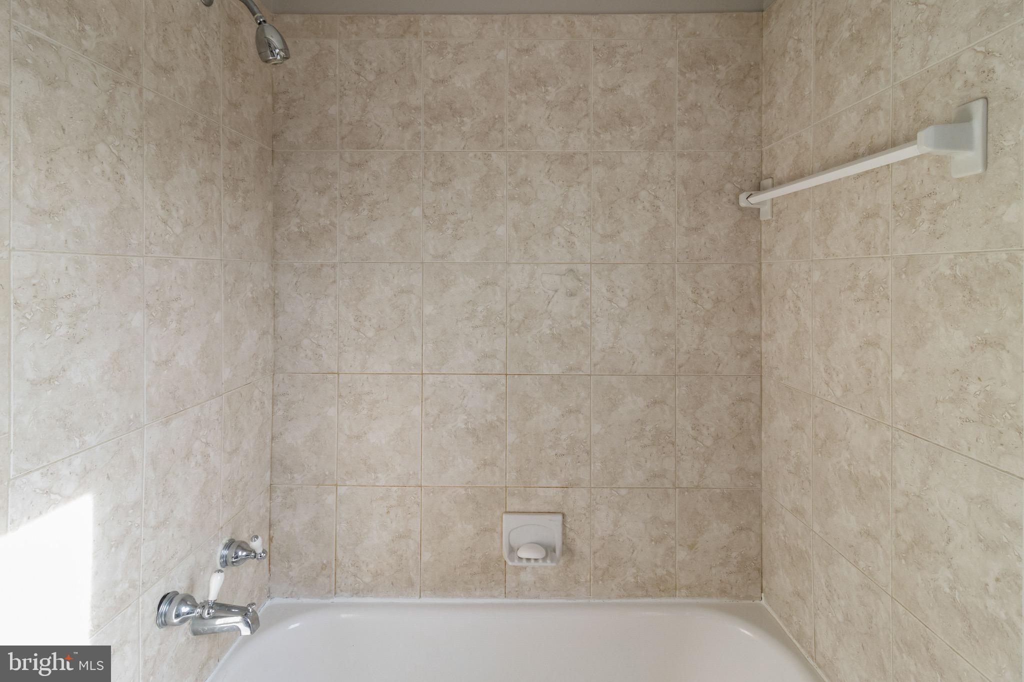 GLEN OAKS - Residential