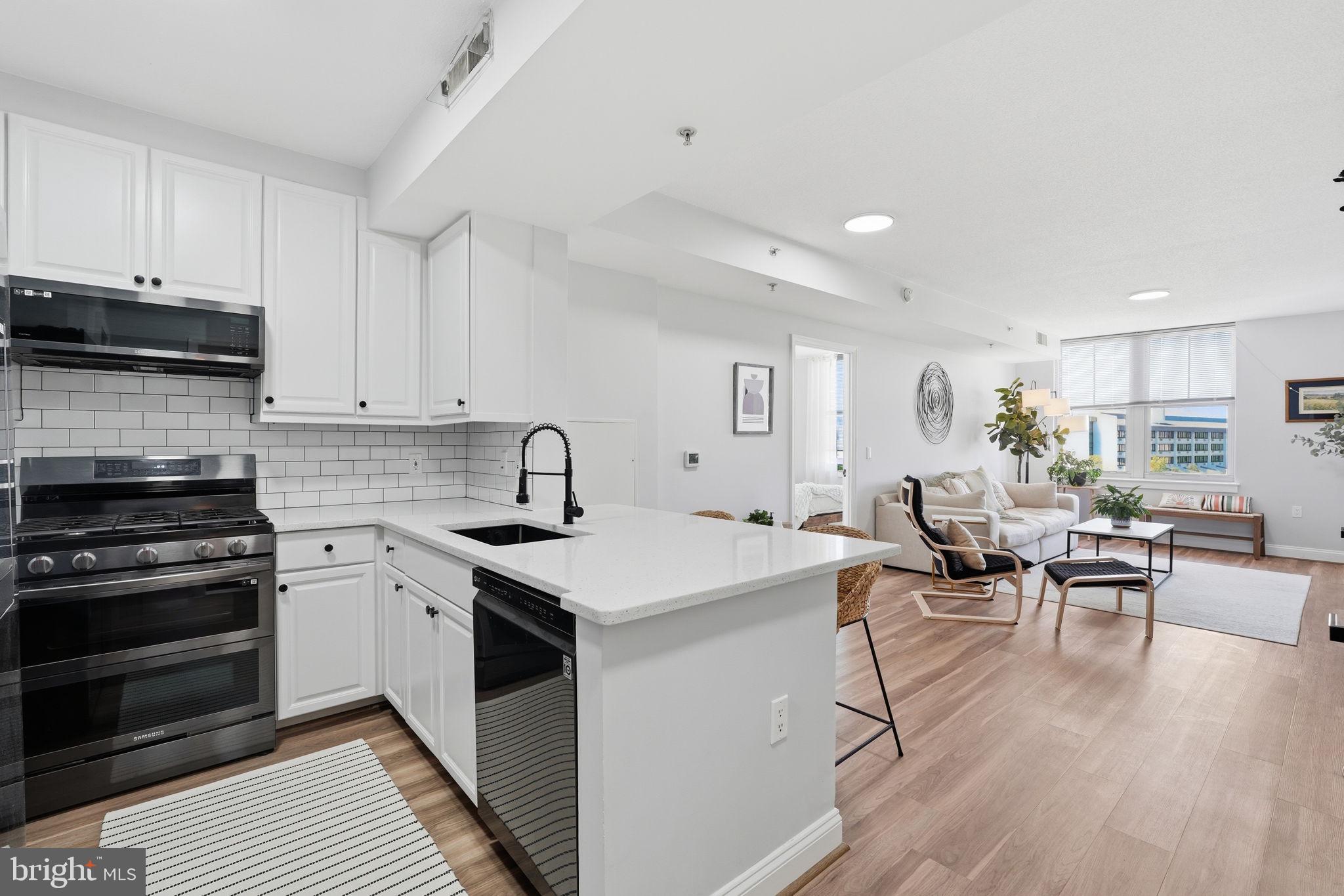 11760 SUNRISE VALLEY DR. 716