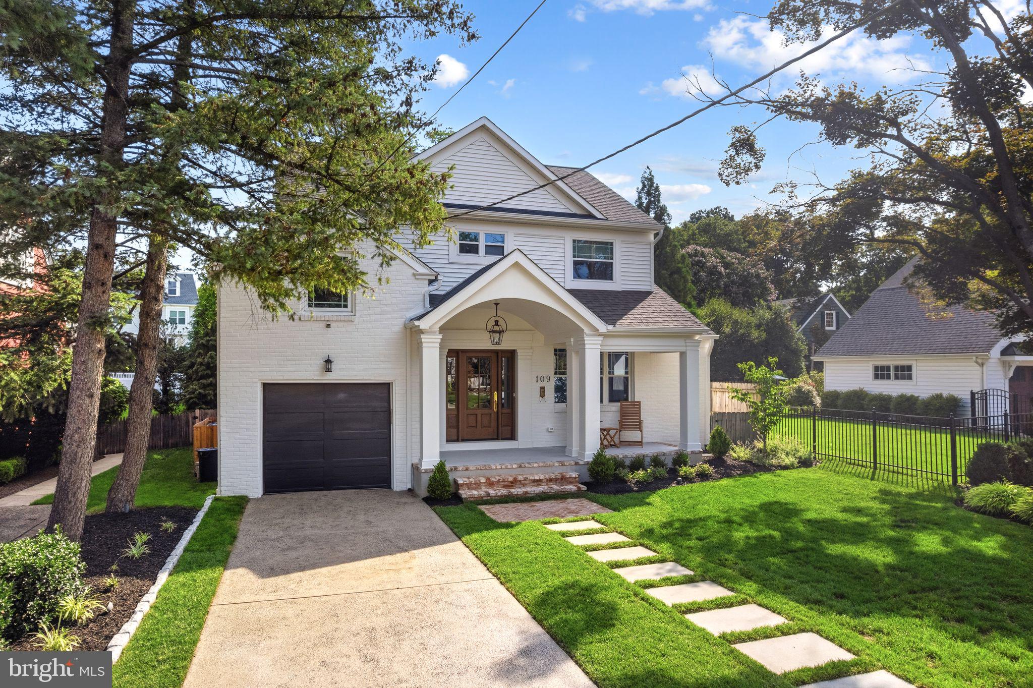 109 LANSDOWNE AVENUE