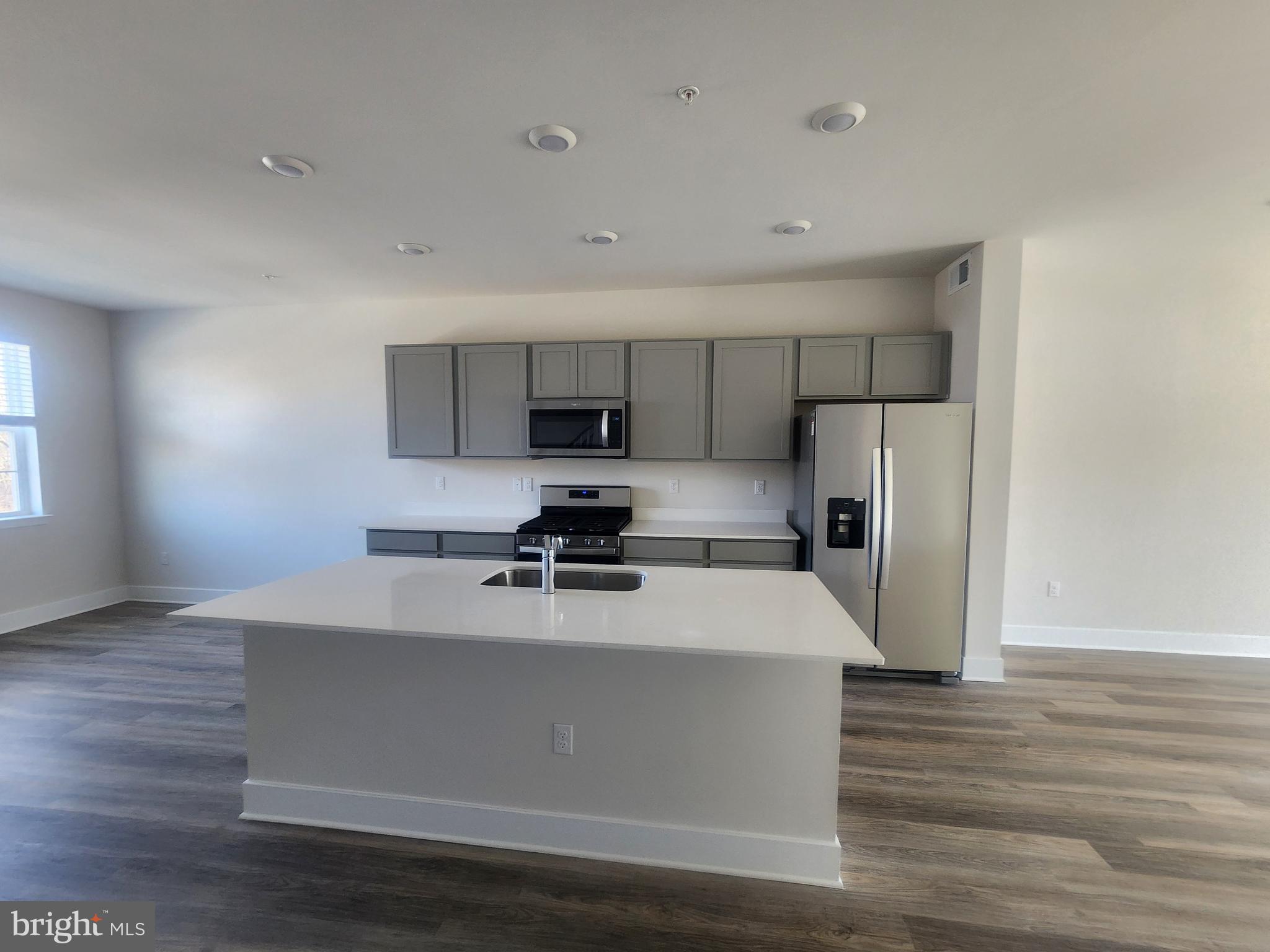 MAGNOLIA LANDING - Residential Lease