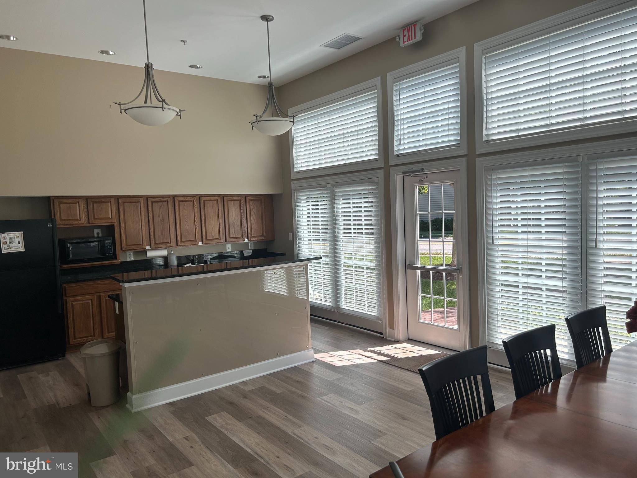 WAVERLY WOODS - Residential