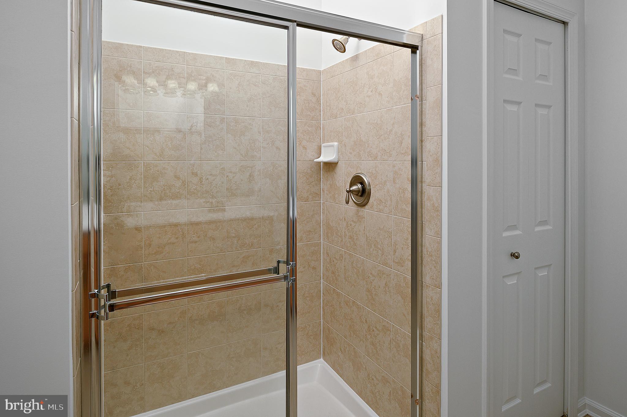 WAVERLY WOODS - Residential