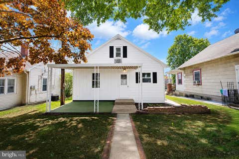 Homes For Sale - 1425 Harding Avenue<br/> HERSHEY, PA 17033