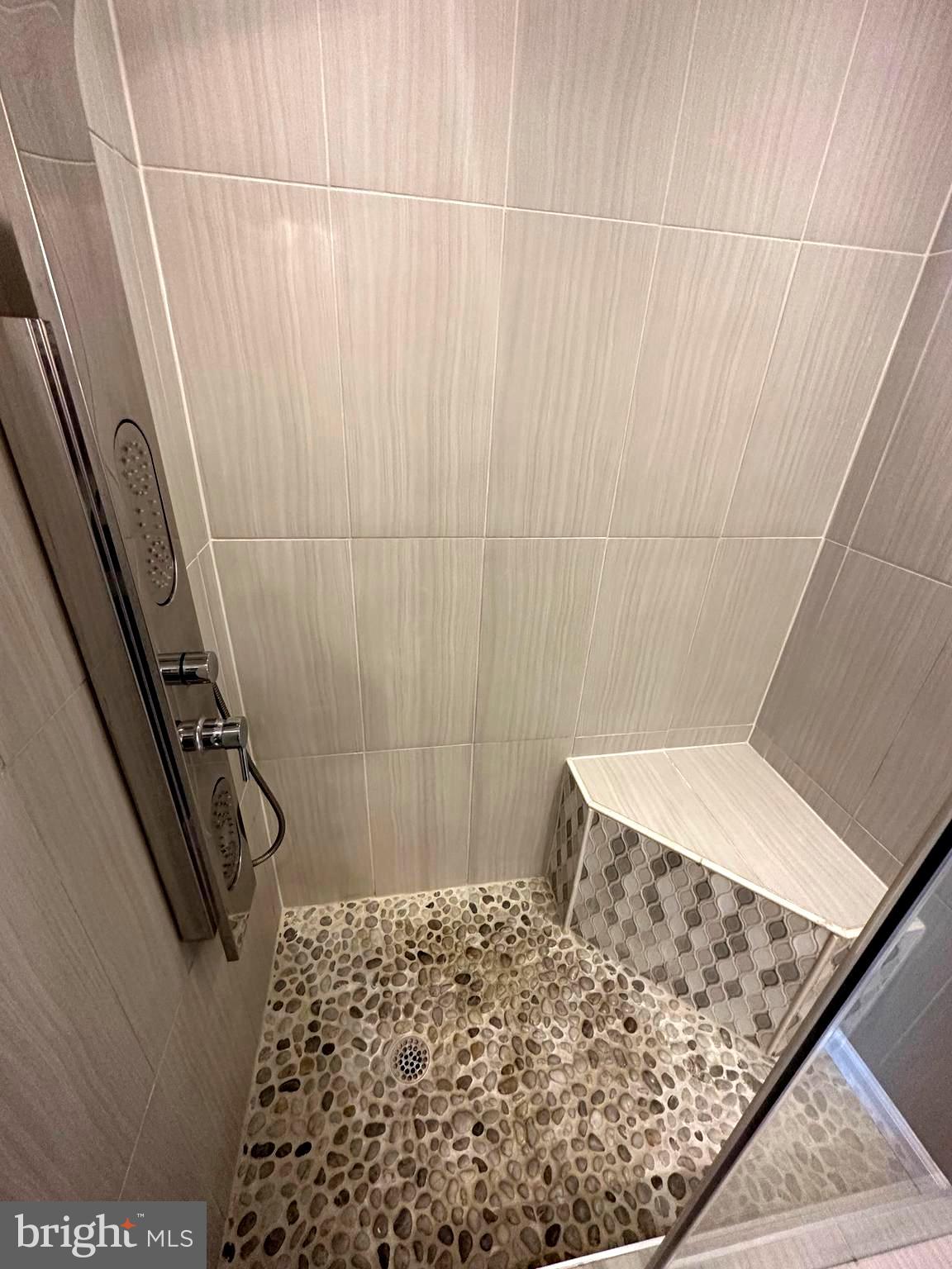 PROPHECY - Residential Lease