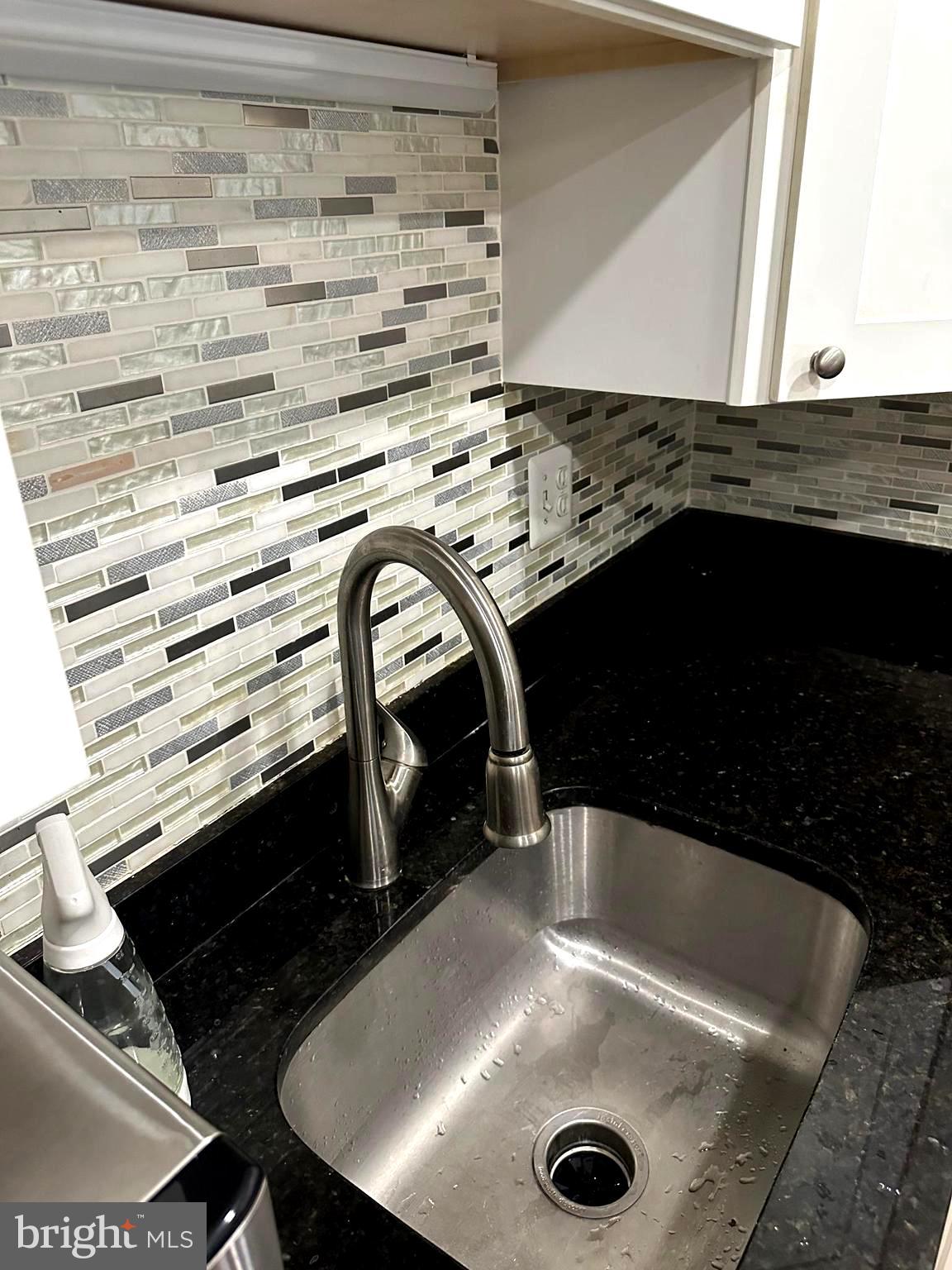 PROPHECY - Residential Lease