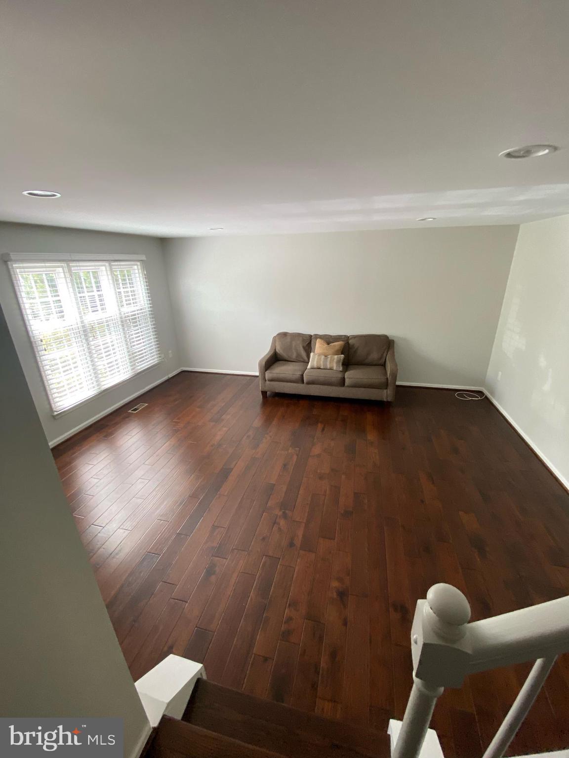 STONEHENGE - Residential Lease