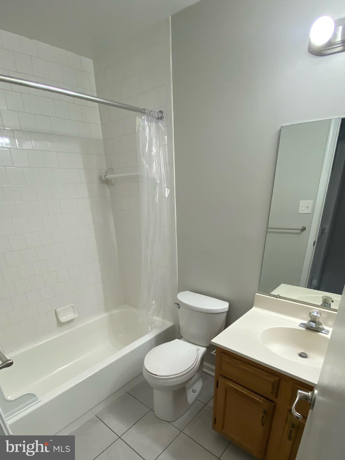 STONEHENGE - Residential Lease