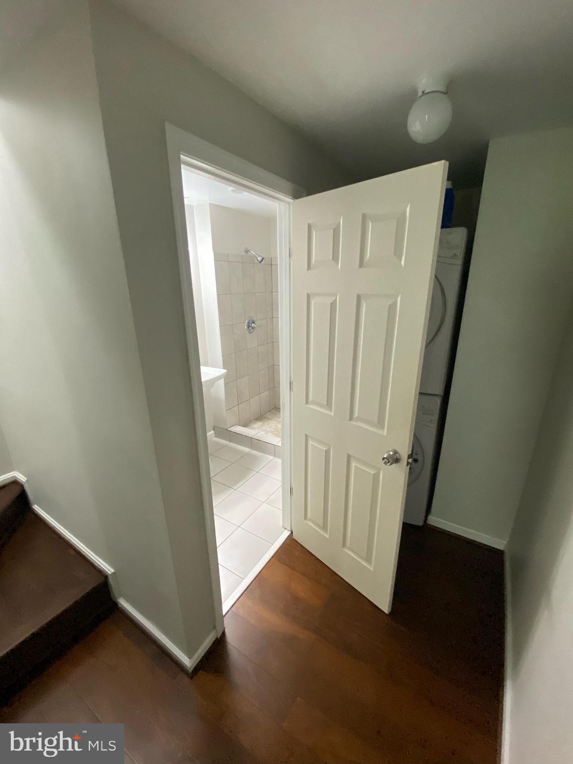 STONEHENGE - Residential Lease