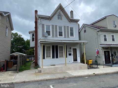 24 N BERNE STREET SCHUYLKILL HAVEN PA 17972