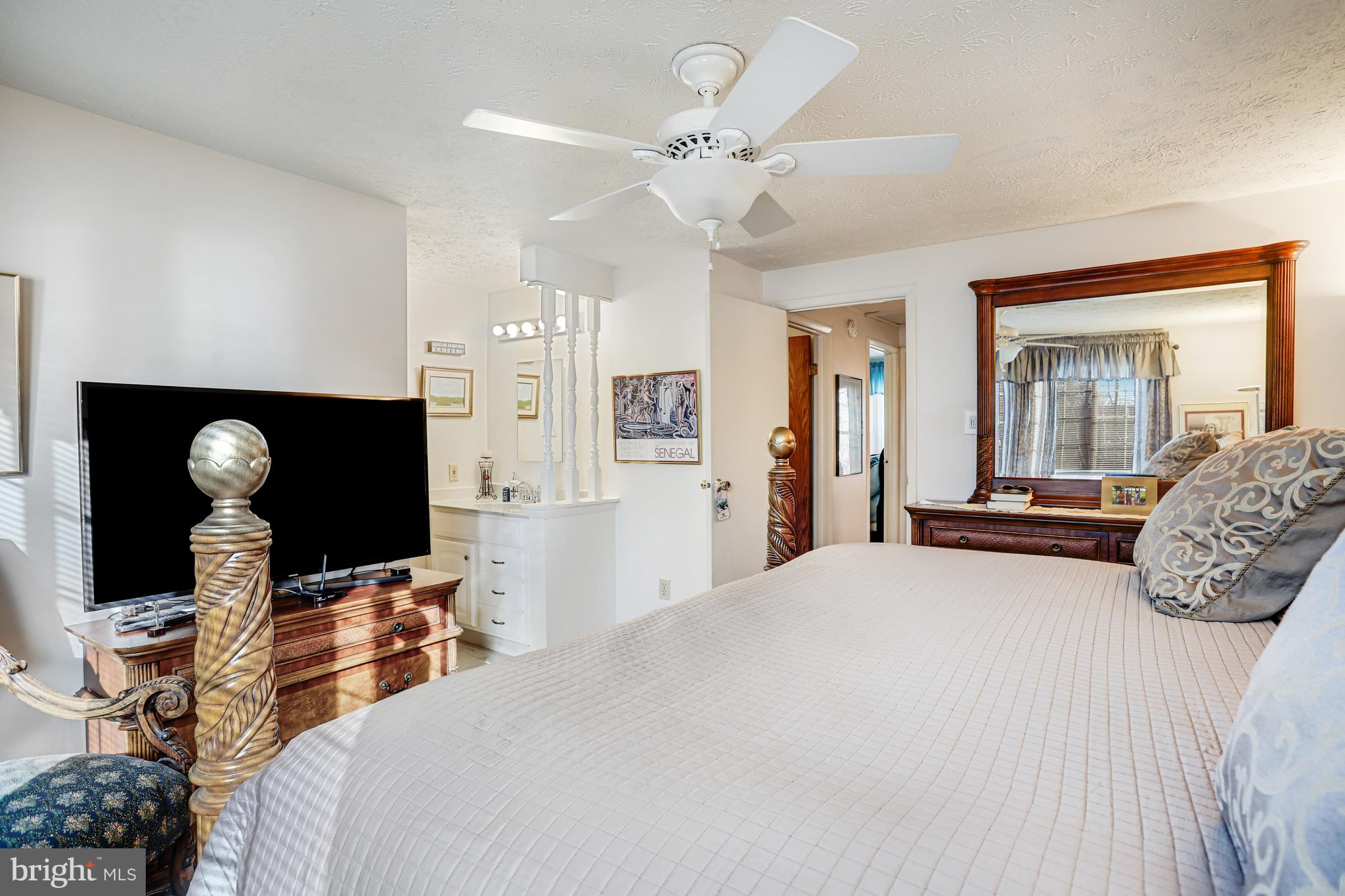 ASHTON VILLAGE - Residential