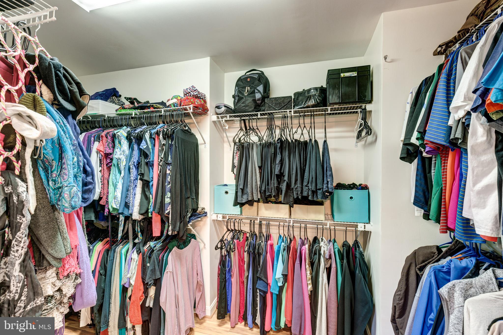 BOB EL FARMS - Residential