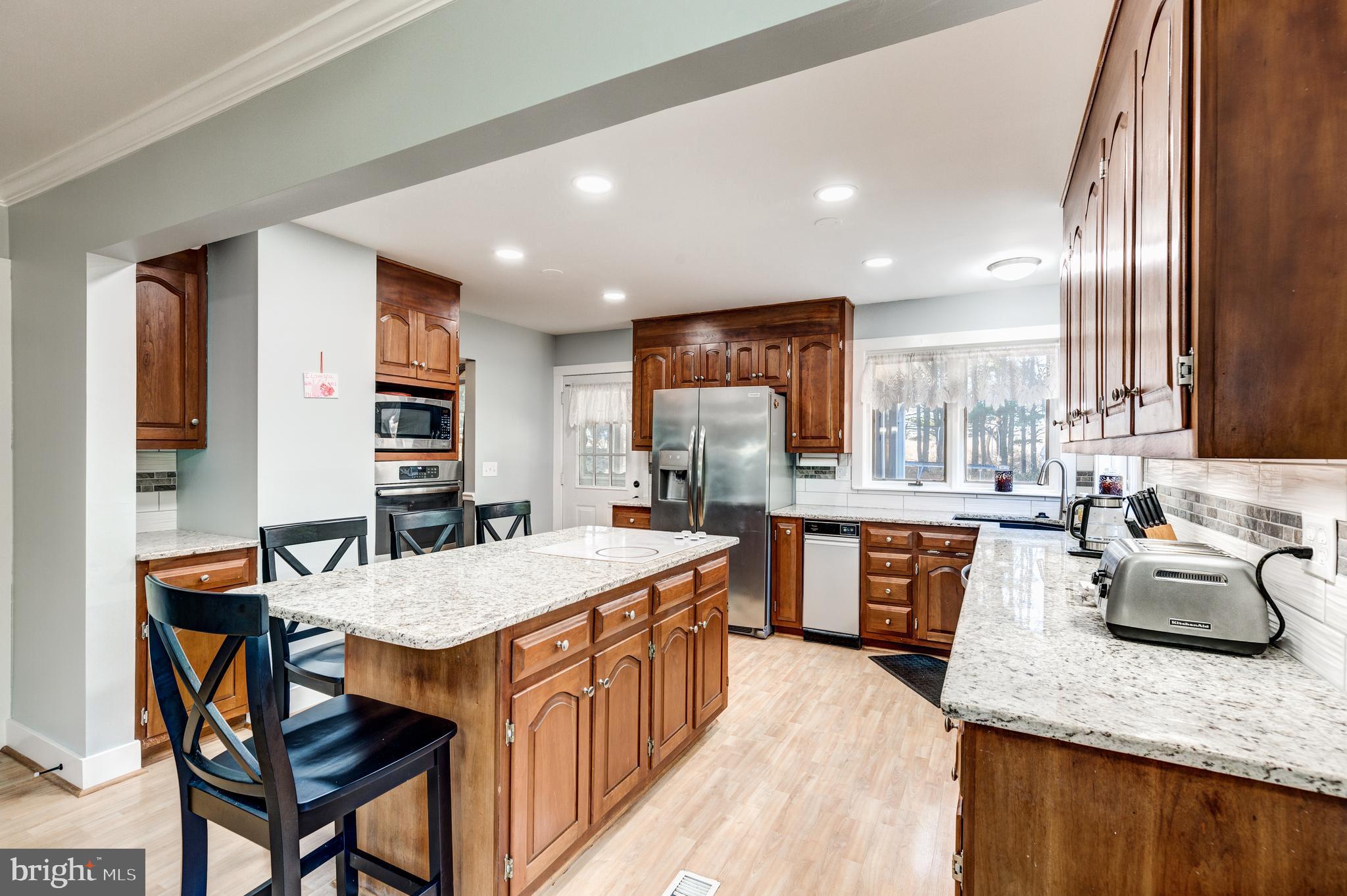 BOB EL FARMS - Residential