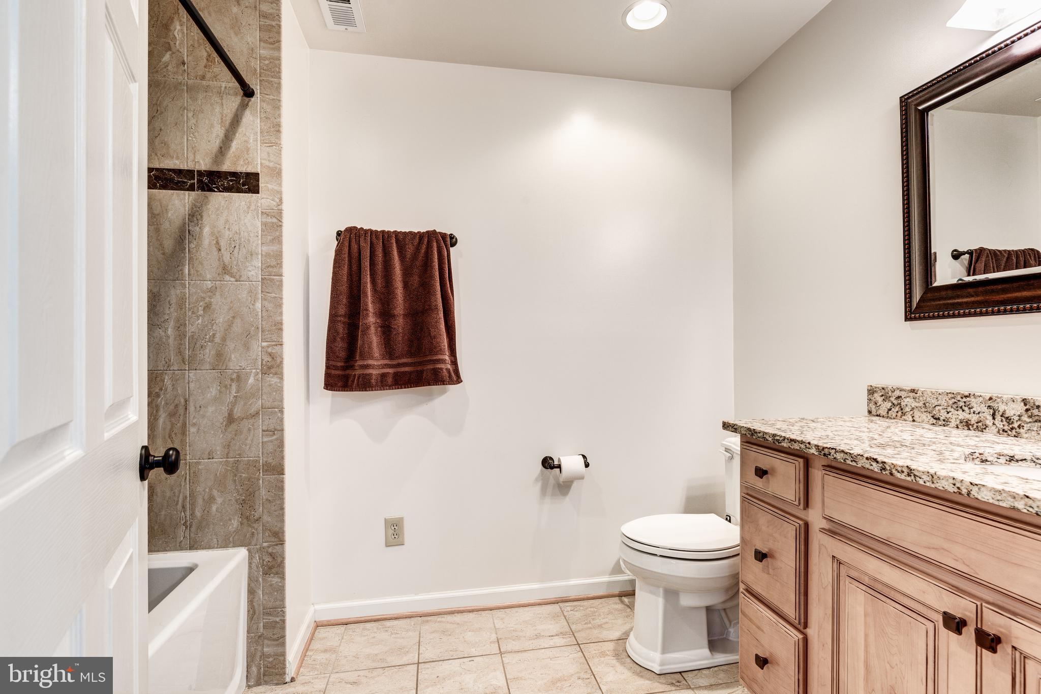 BOB EL FARMS - Residential