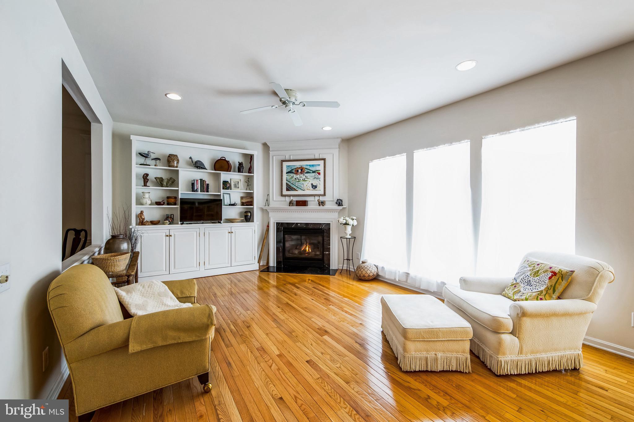 HUNTERS RUN - Residential