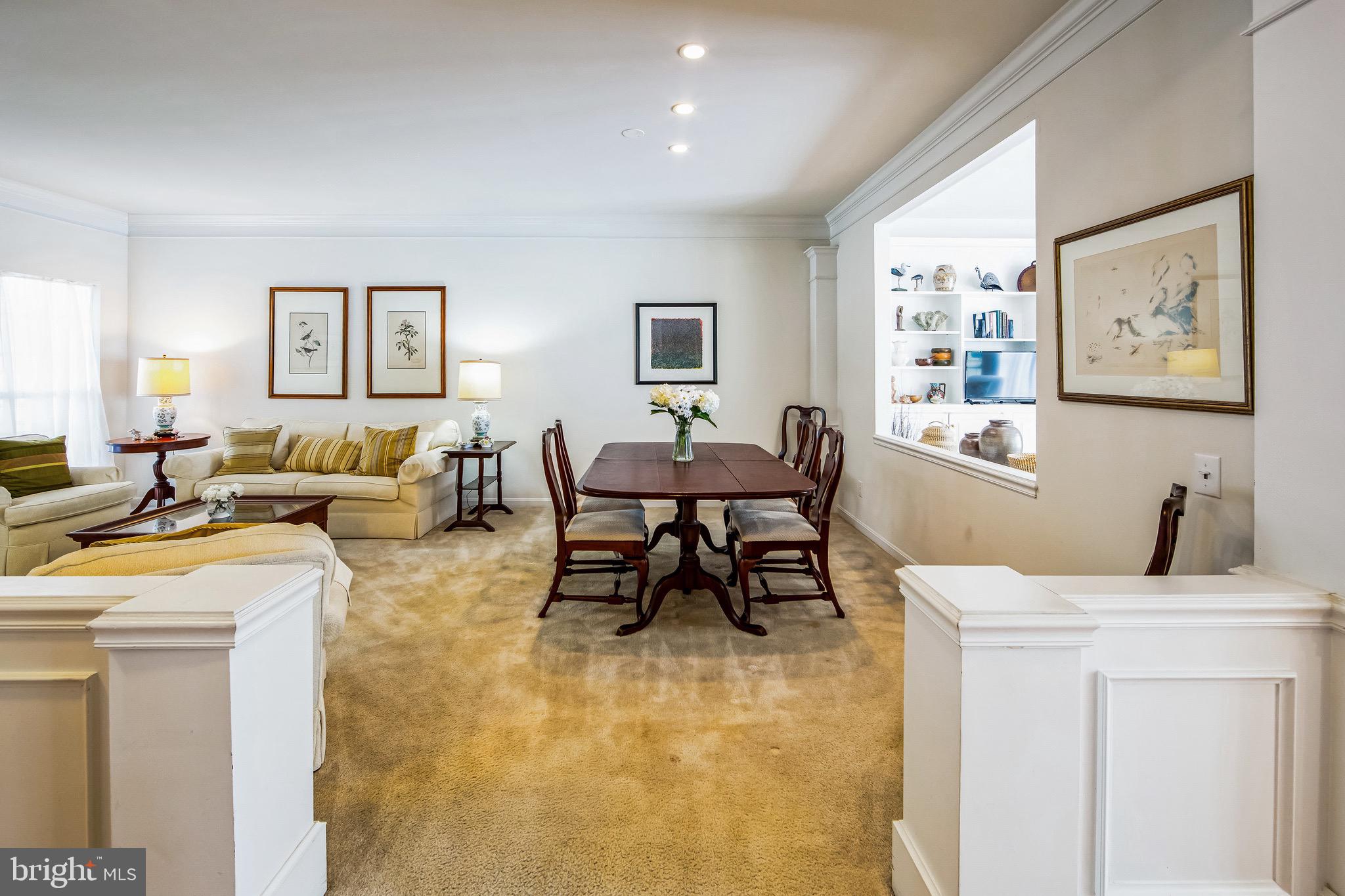 HUNTERS RUN - Residential