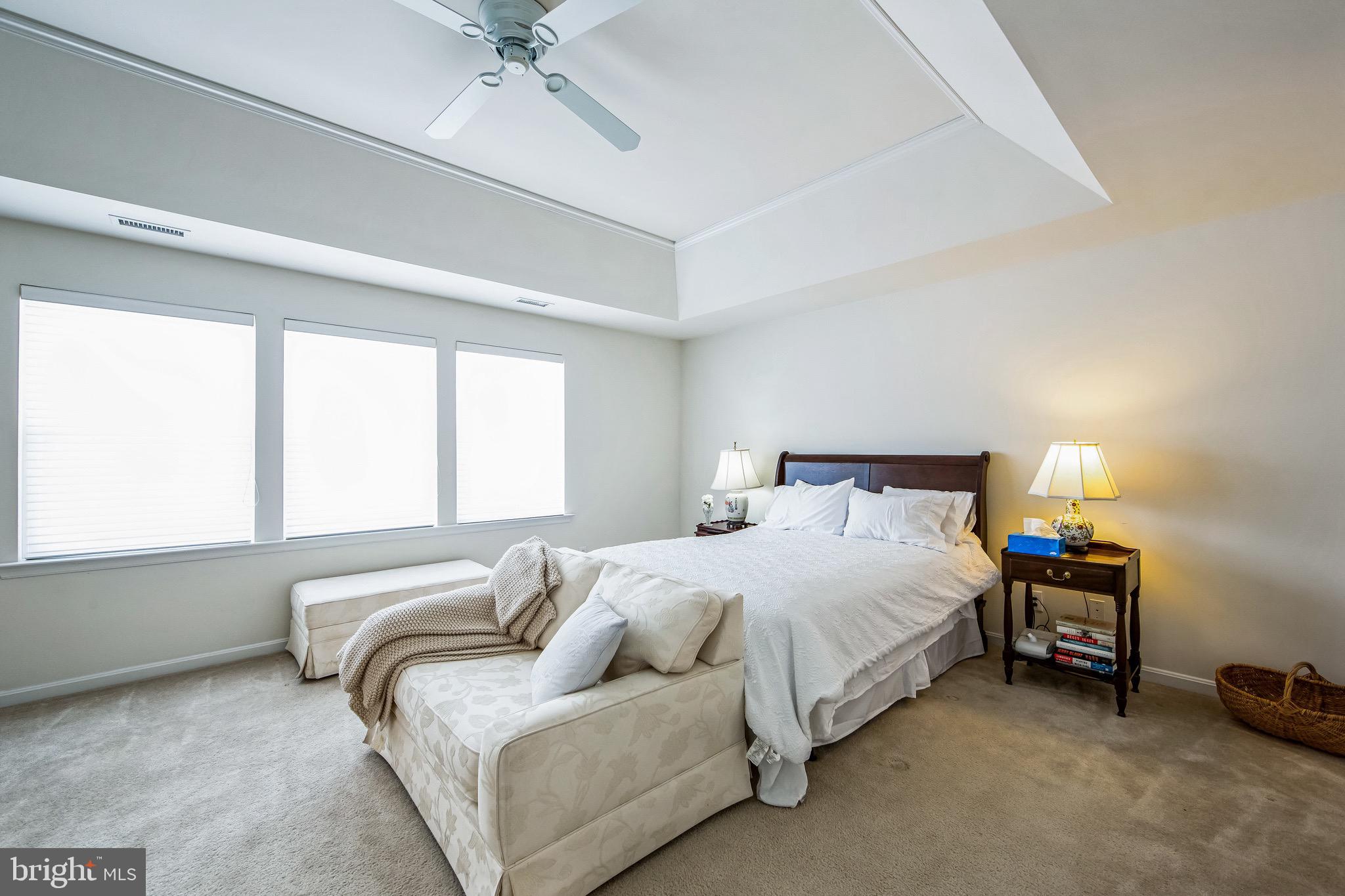 HUNTERS RUN - Residential