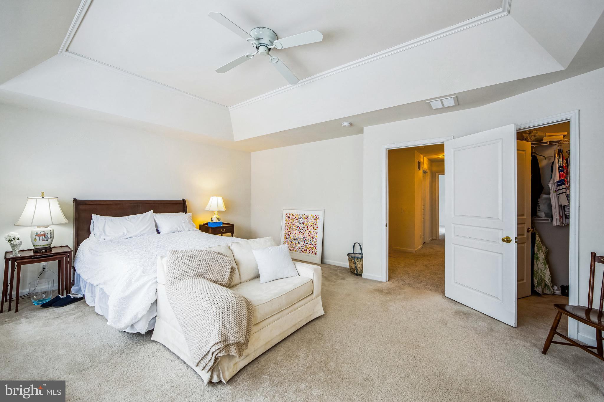 HUNTERS RUN - Residential