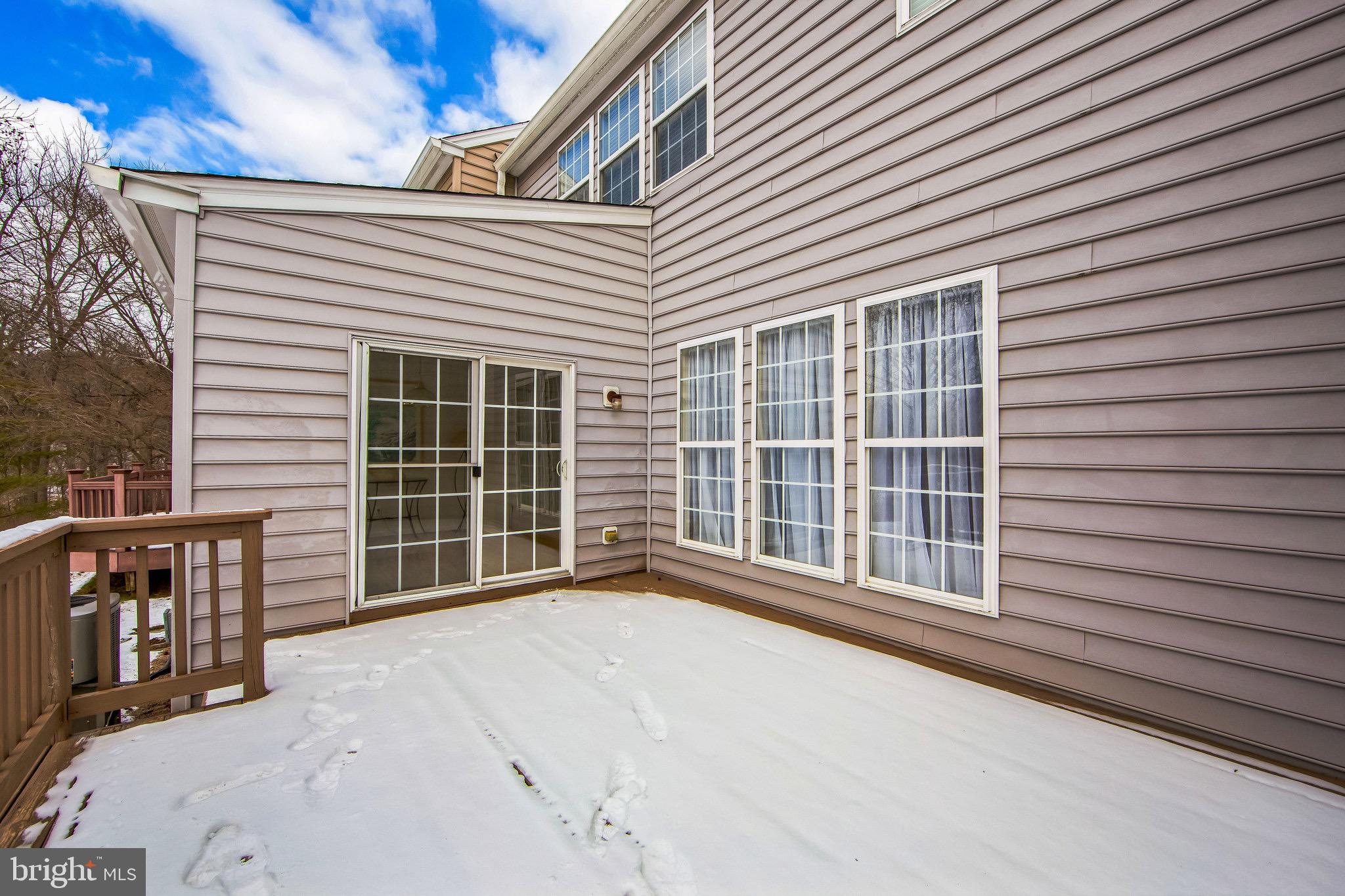 HUNTERS RUN - Residential