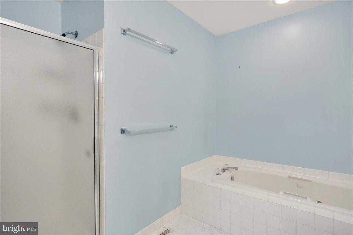 WYOMISSING COURT - Residential