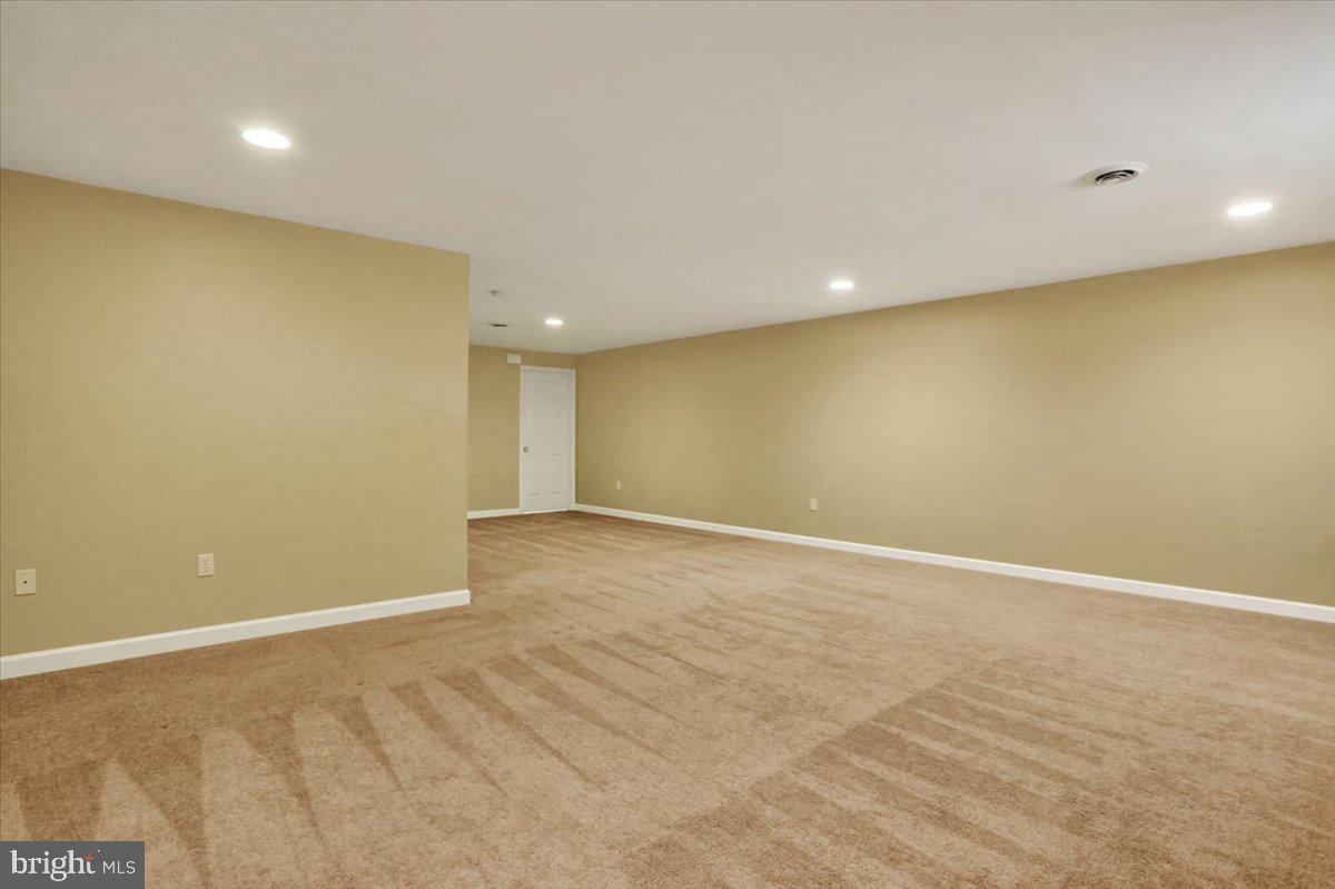WYOMISSING COURT - Residential