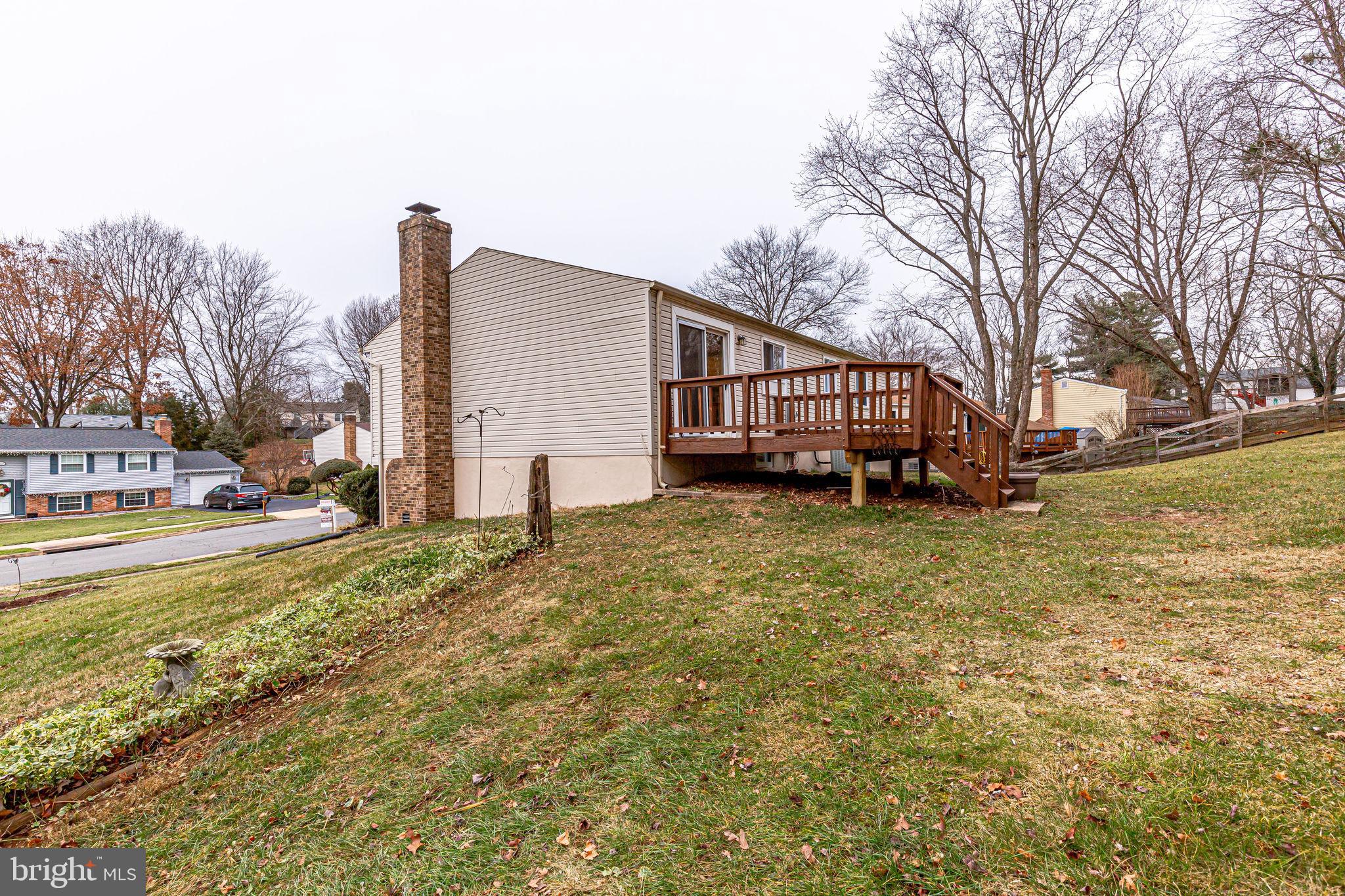 FOX MILL ESTATES - Residential