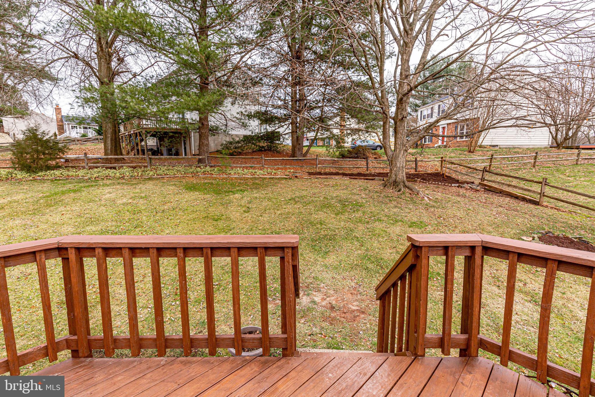 FOX MILL ESTATES - Residential