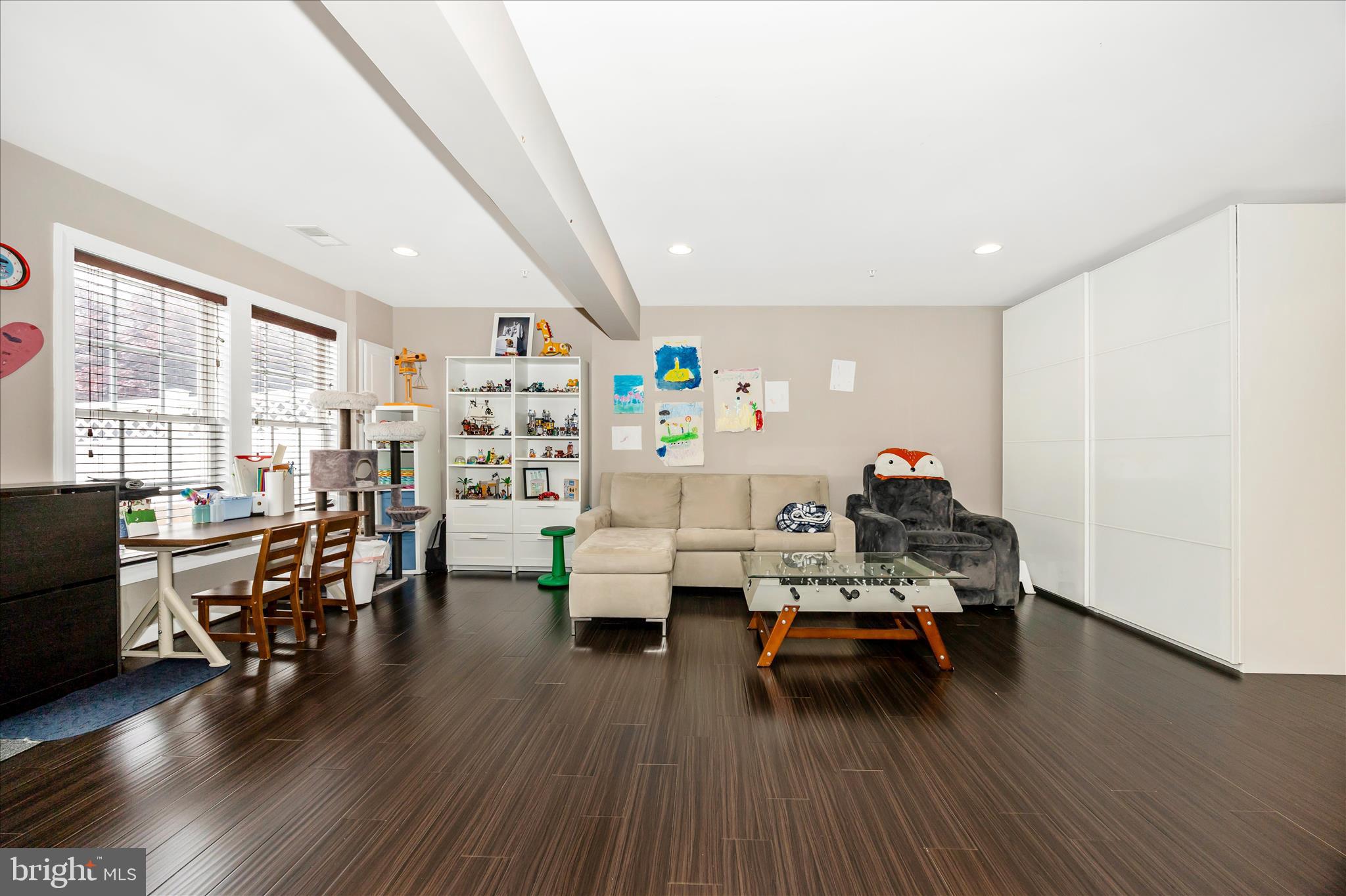 VILLAGES OF URBANA - Residential