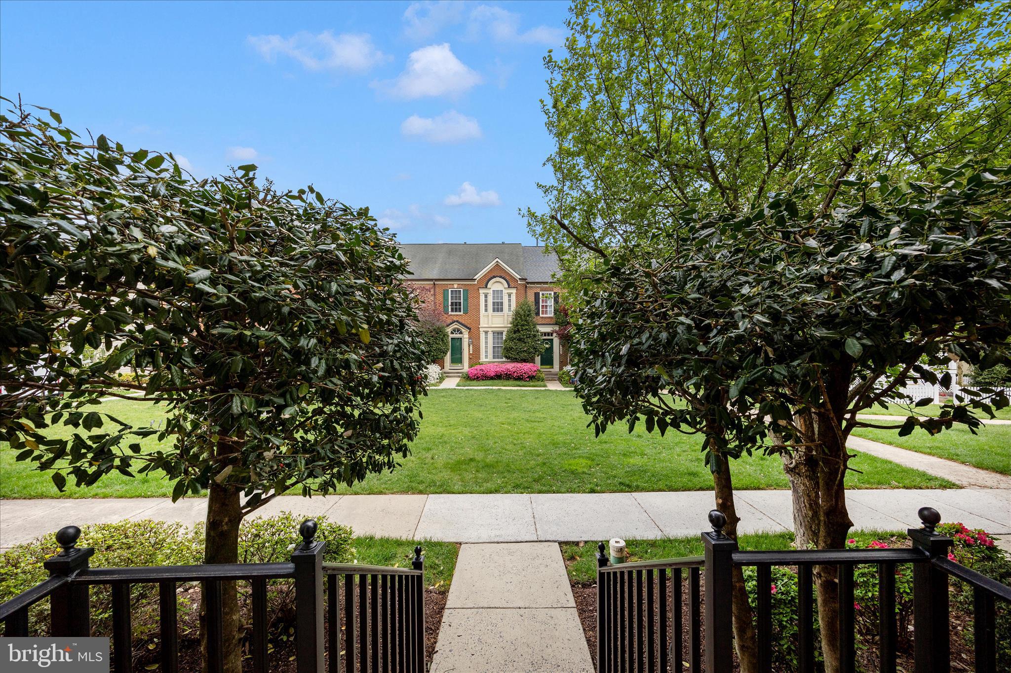 VILLAGES OF URBANA - Residential