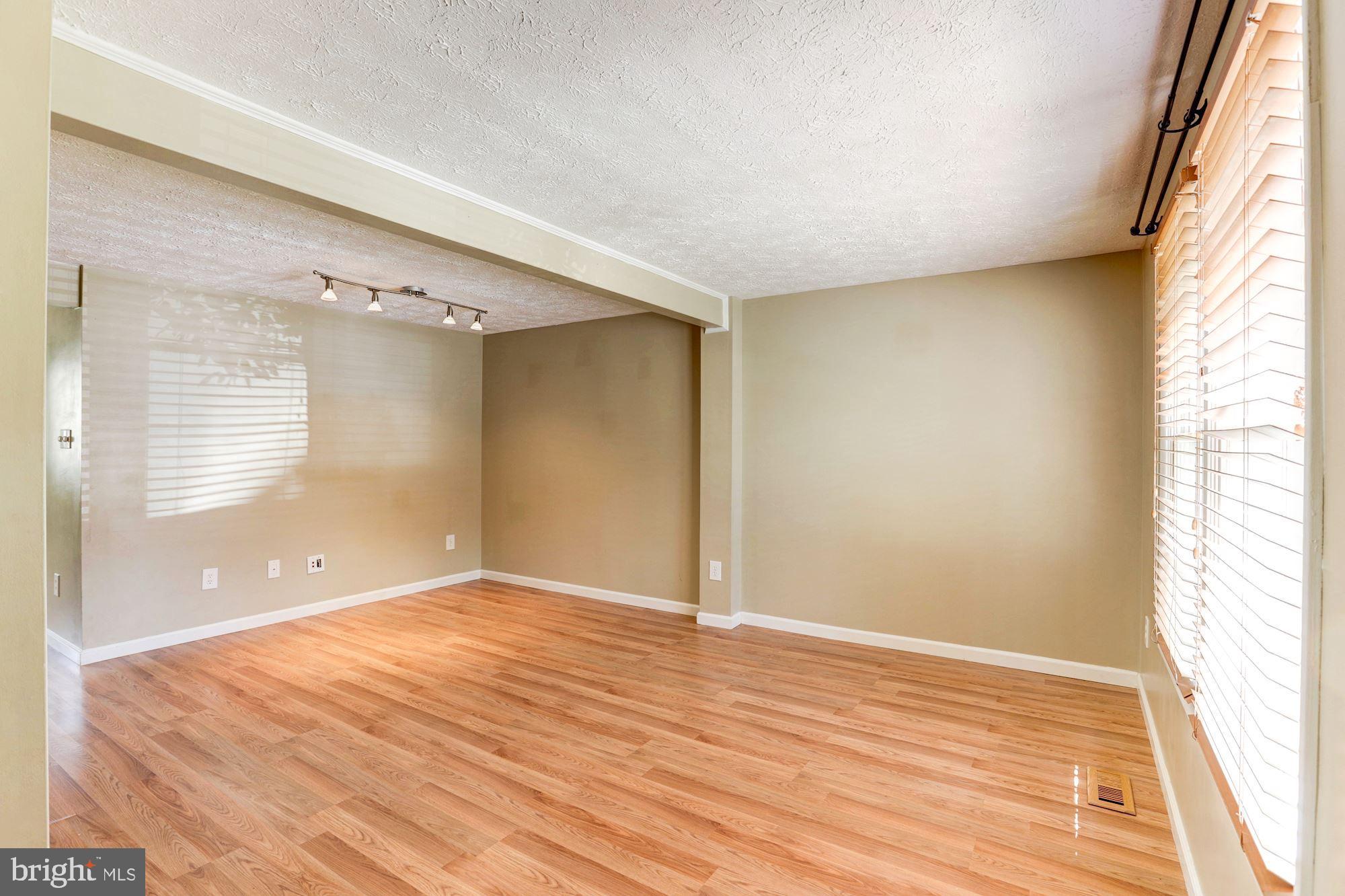 HERITAGE ESTATES - Residential