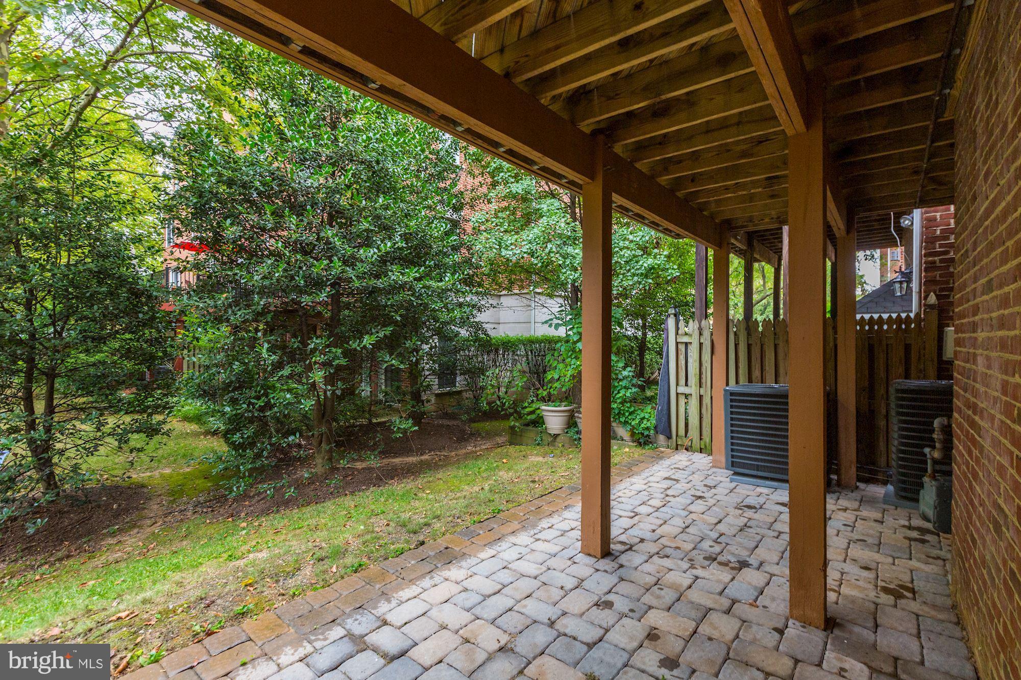 GLENBROOK VILLAGE - Residential