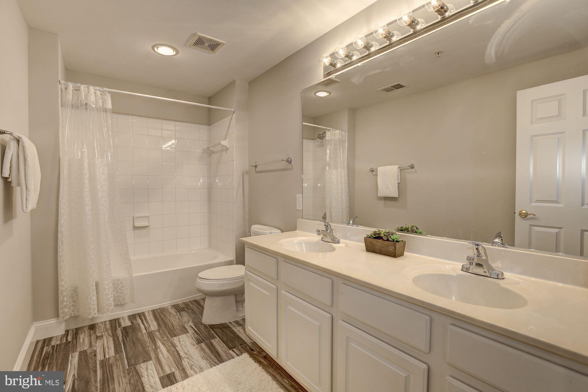 GLENBROOK VILLAGE - Residential