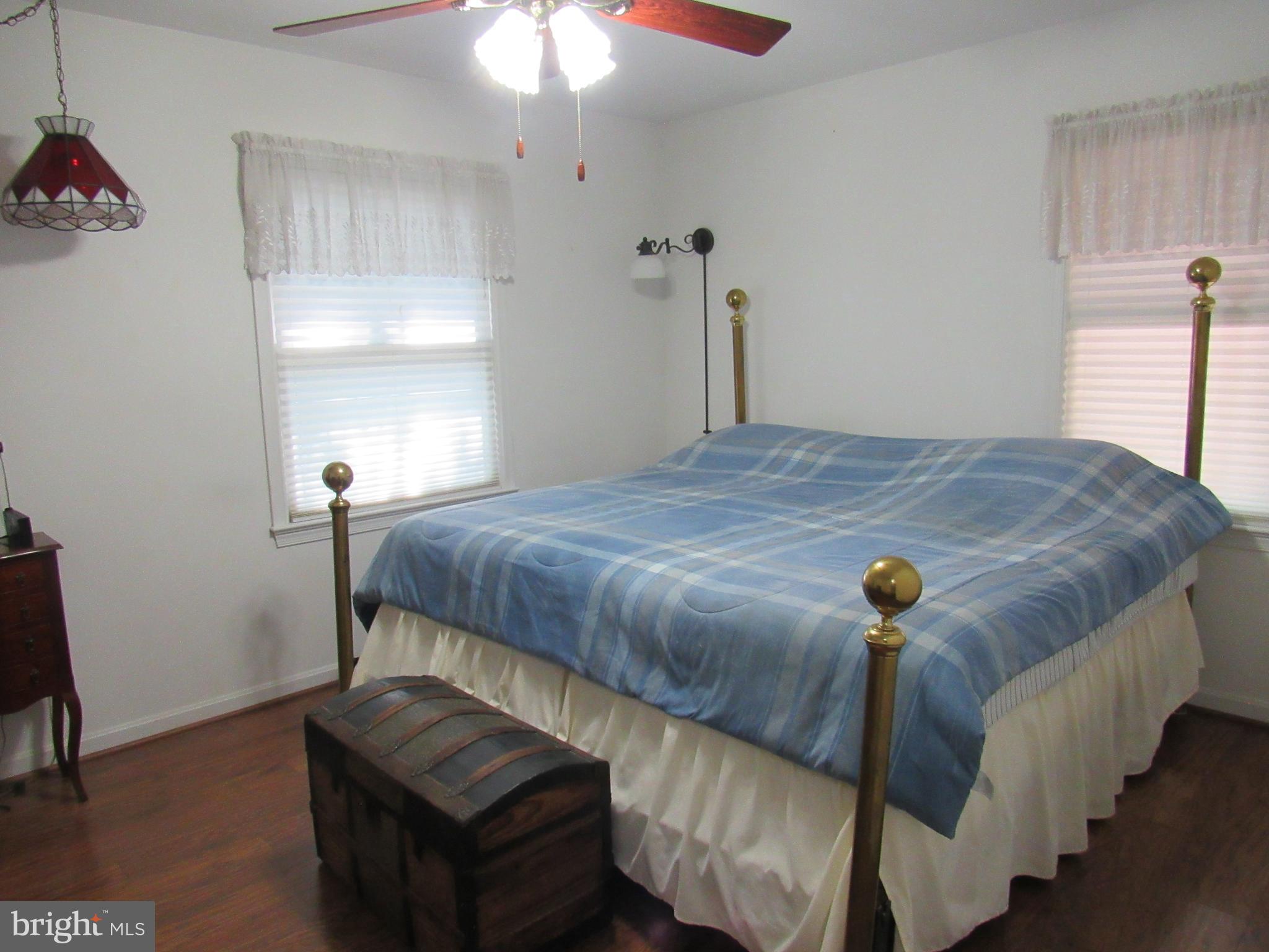 ALUM SPRING EAST - Residential