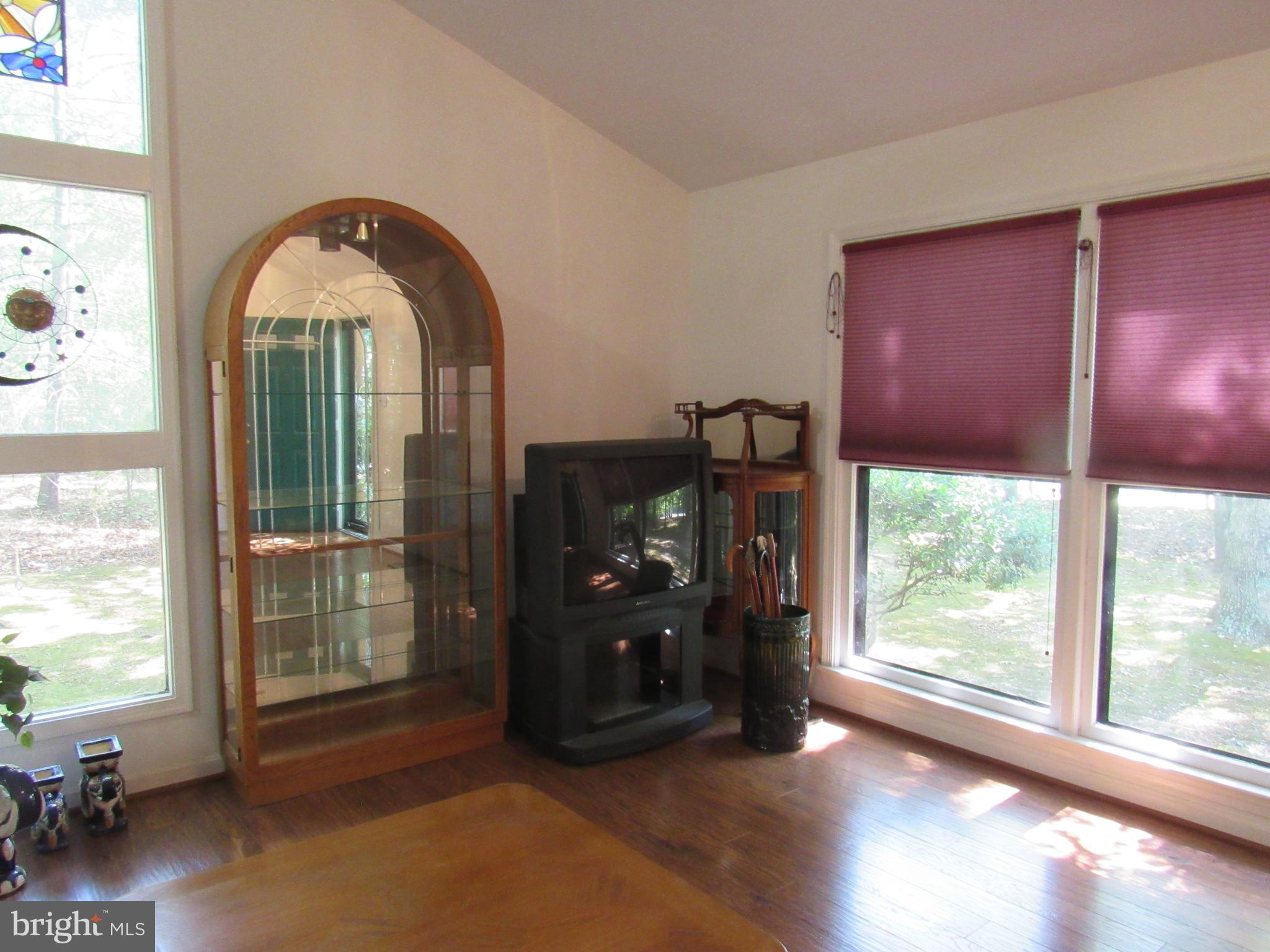 ALUM SPRING EAST - Residential