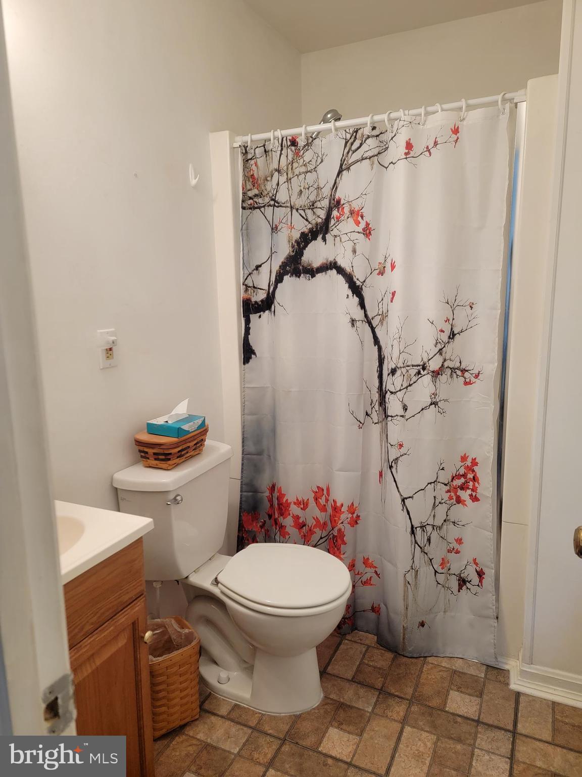 ALUM SPRING EAST - Residential