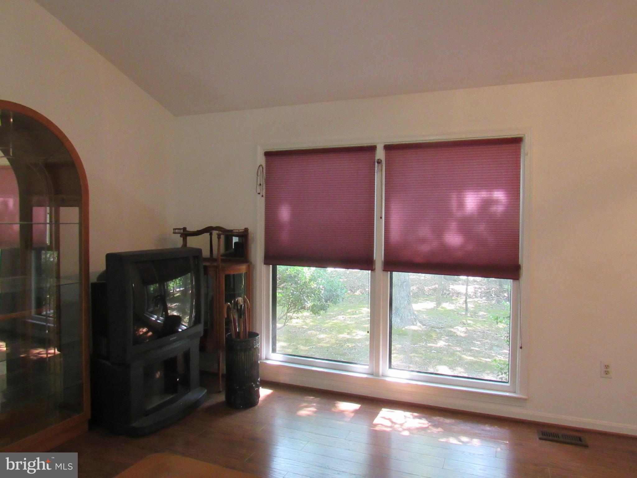 ALUM SPRING EAST - Residential