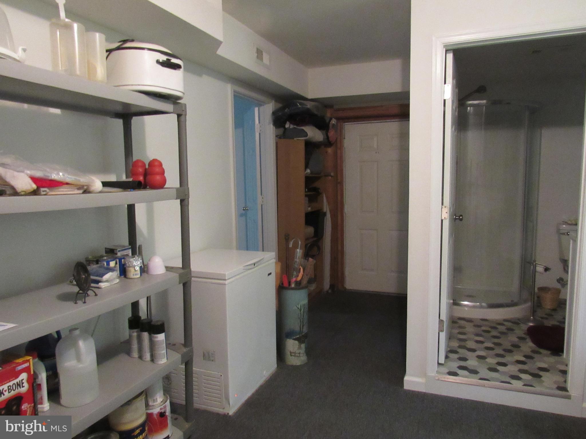 ALUM SPRING EAST - Residential