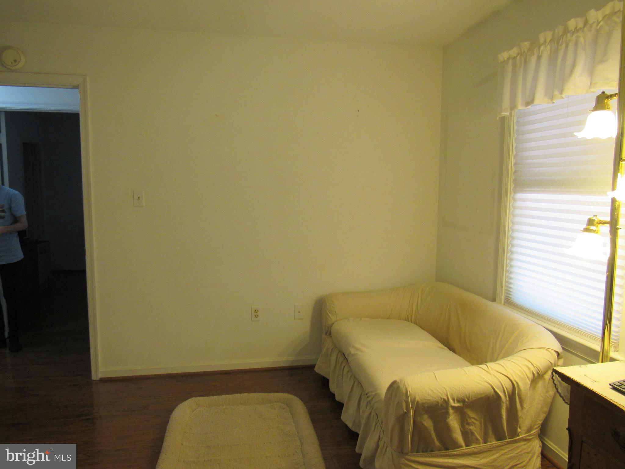 ALUM SPRING EAST - Residential