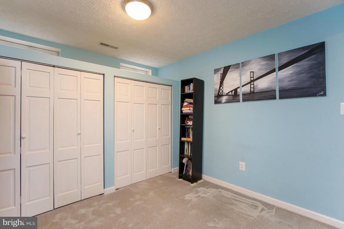 PINEY ORCHARD - Residential