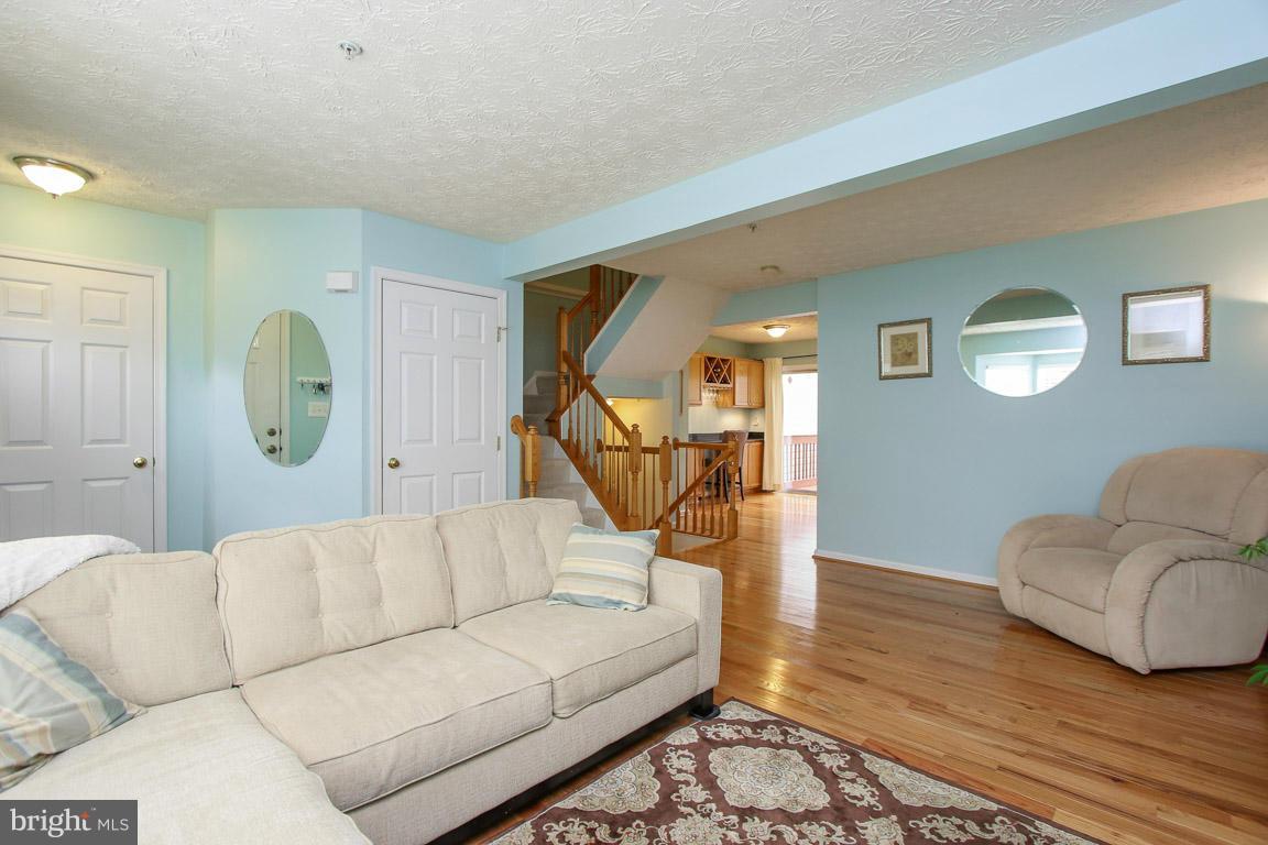 PINEY ORCHARD - Residential