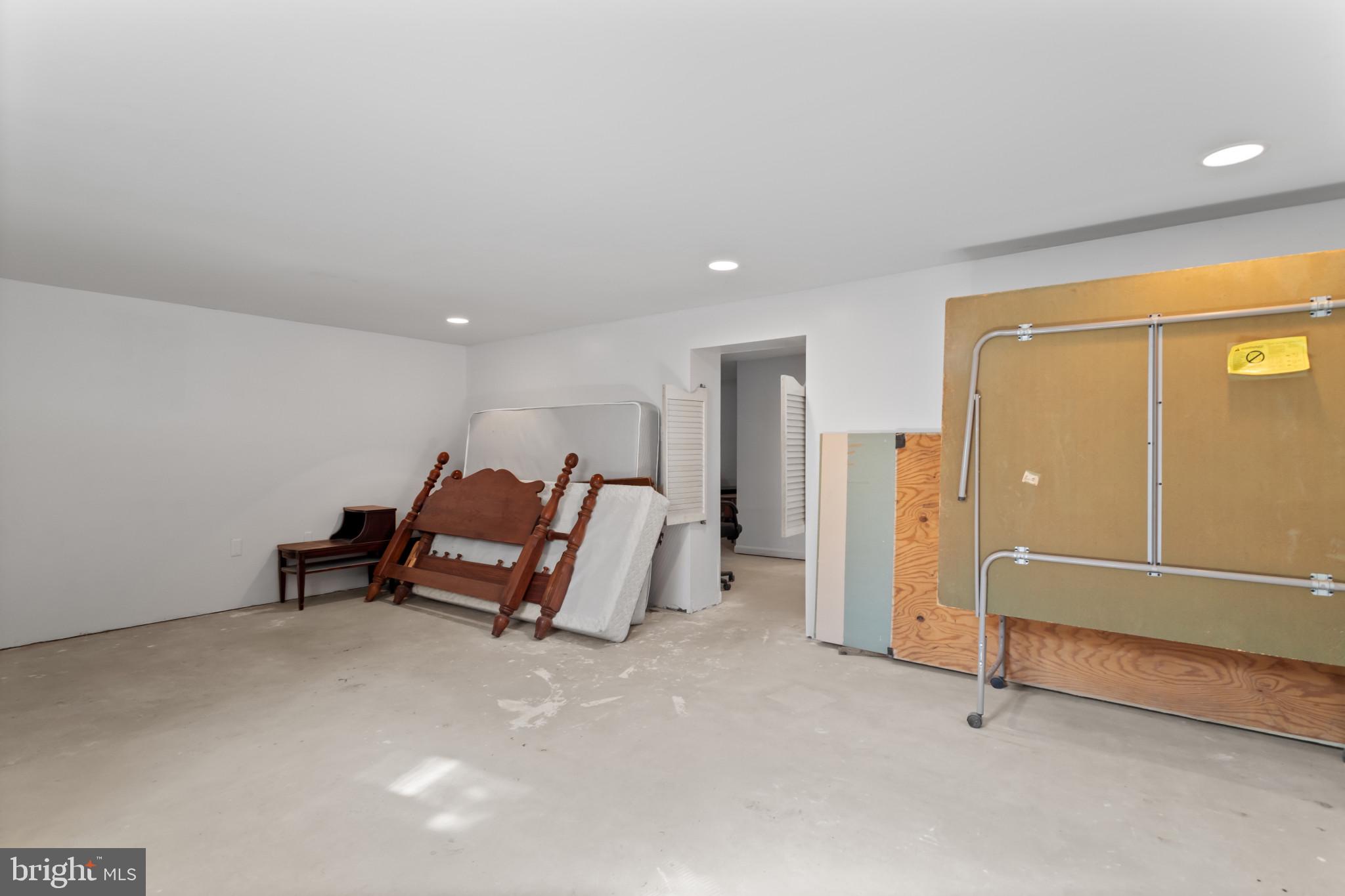 SULLIVAN HEIGHTS - Residential