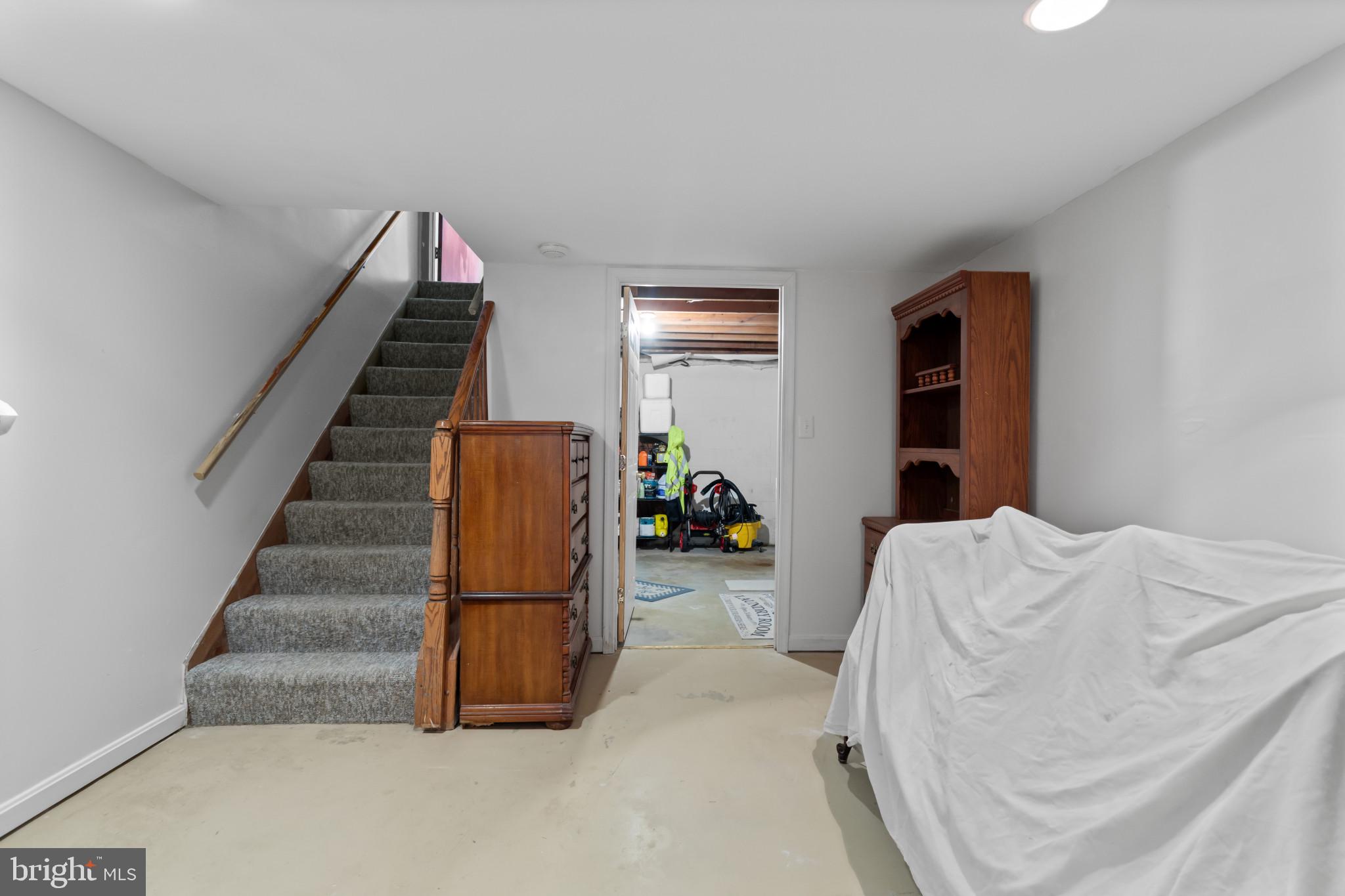 SULLIVAN HEIGHTS - Residential