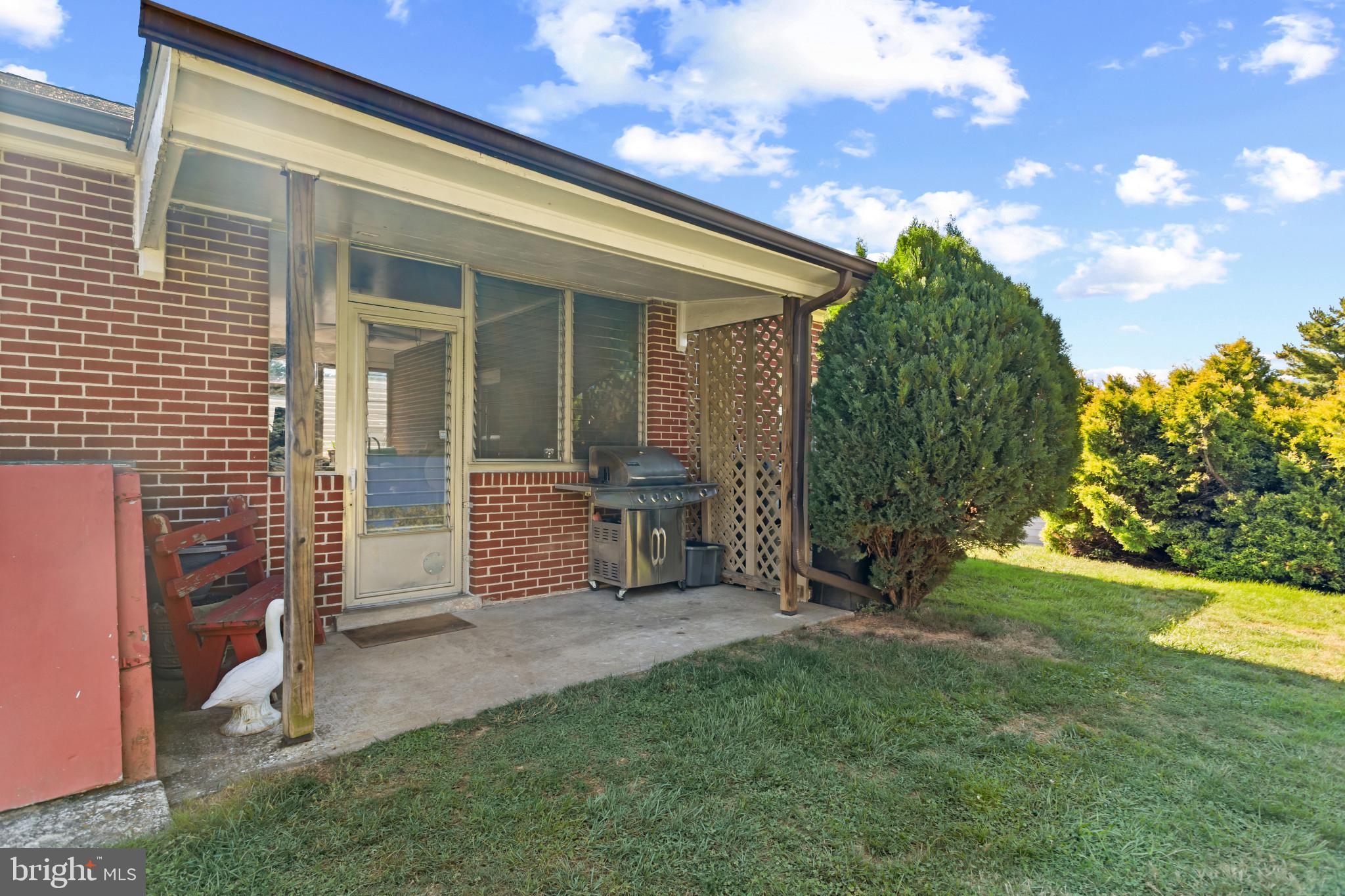 SULLIVAN HEIGHTS - Residential