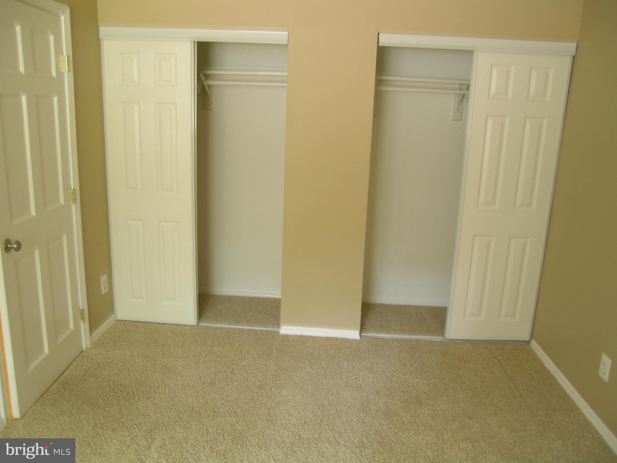 LAKEVIEW - Residential Lease