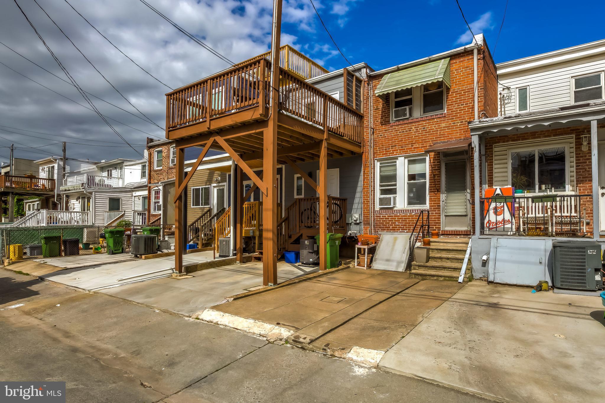 LOCUST POINT - Residential