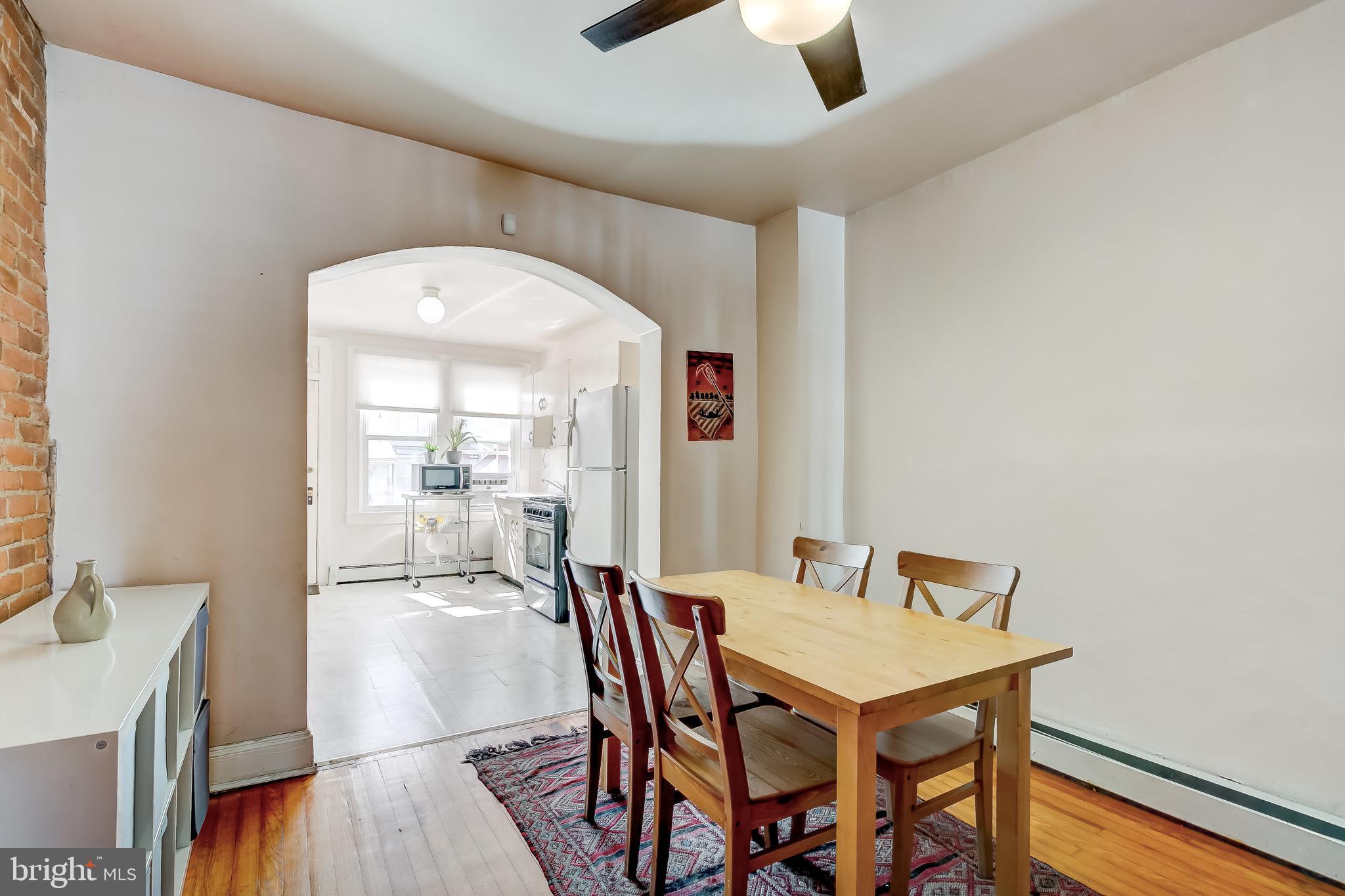 LOCUST POINT - Residential